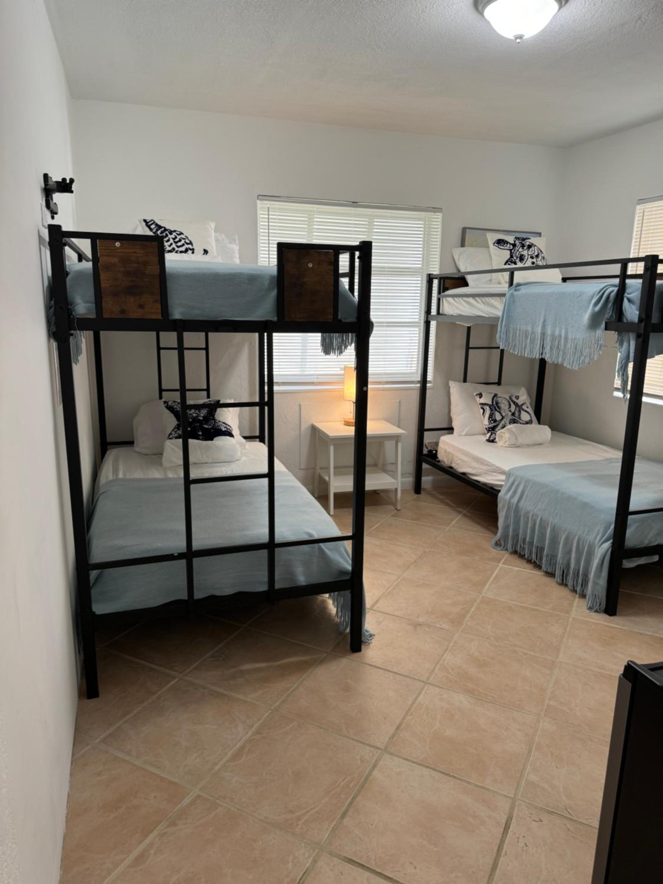 Bed In 4-Bed Mixed Dormitory Room photo 1