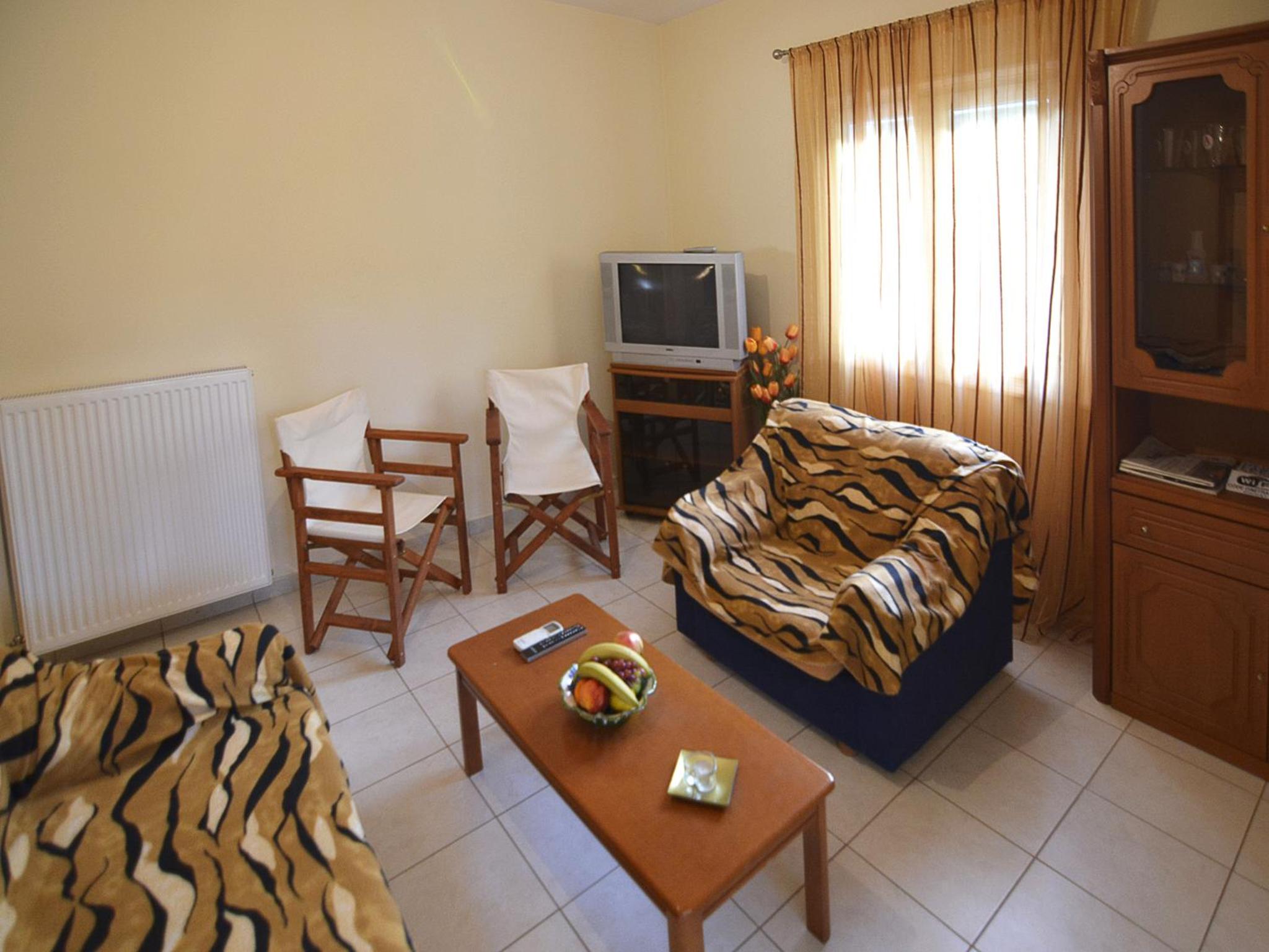 Two-Bedroom Apartment with City View - Photo 21