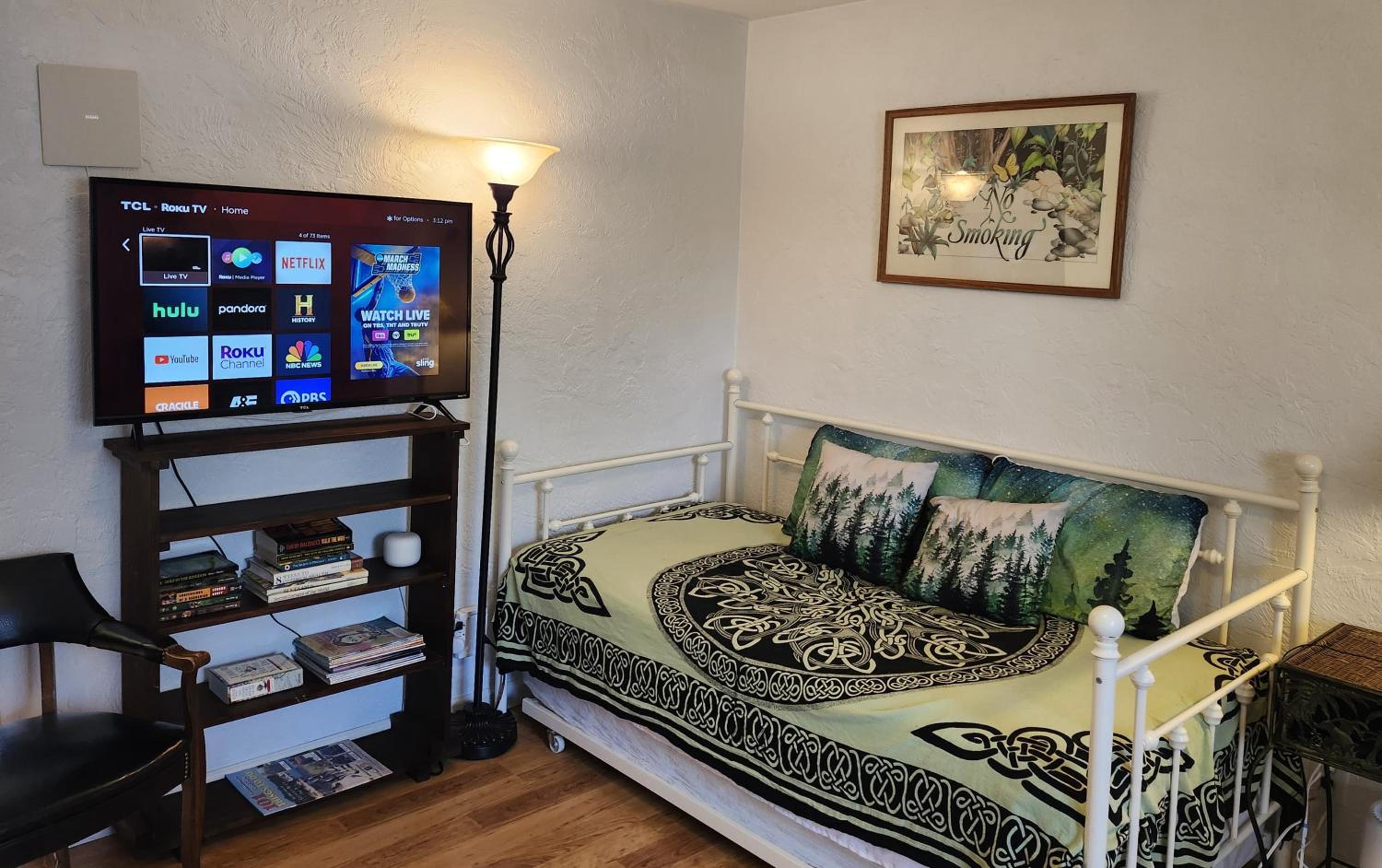 Two-Bedroom House photo 2