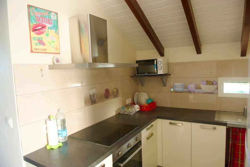 Two-Bedroom House photo 3