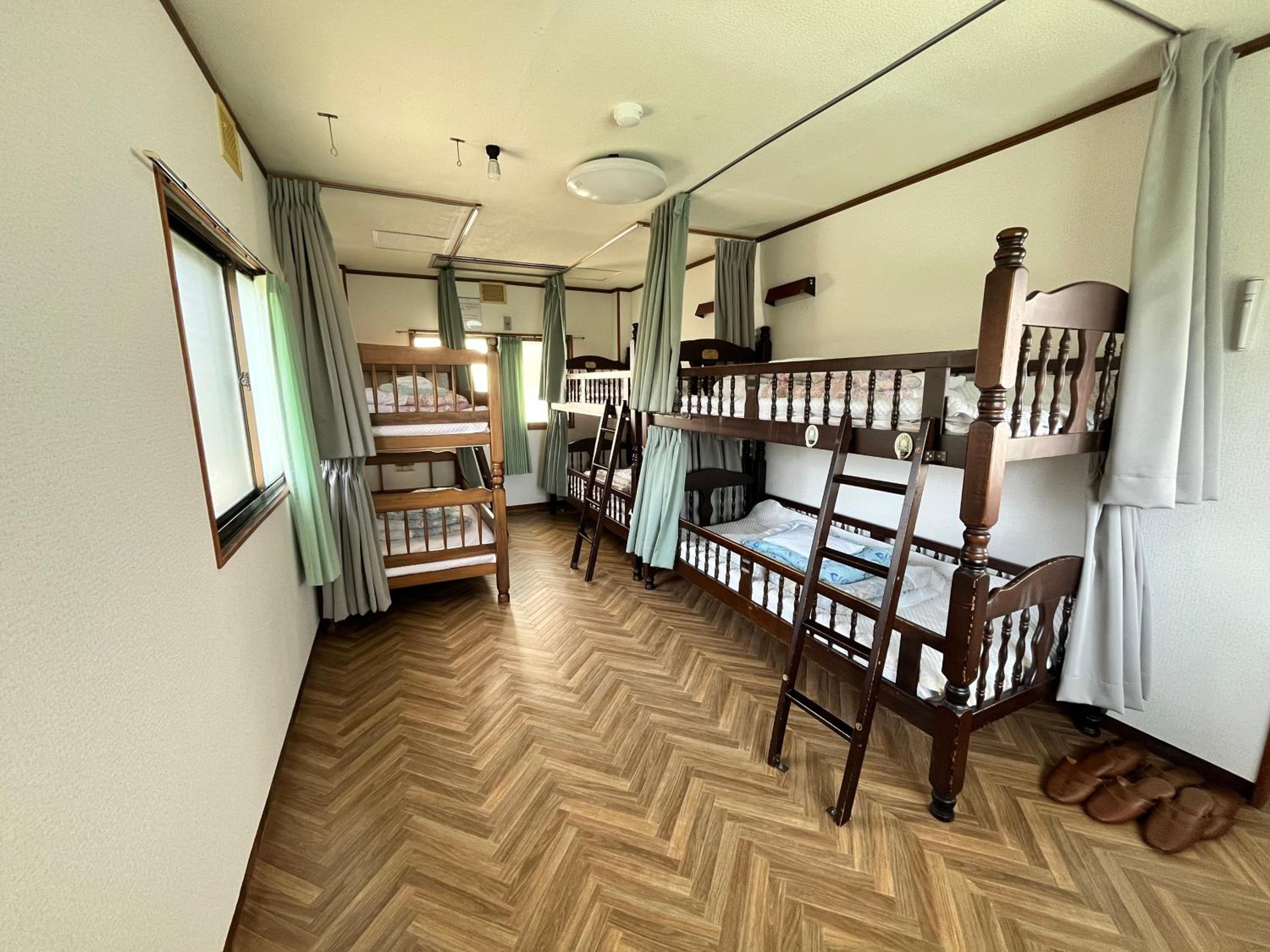 6-Bed Mixed Dormitory Room