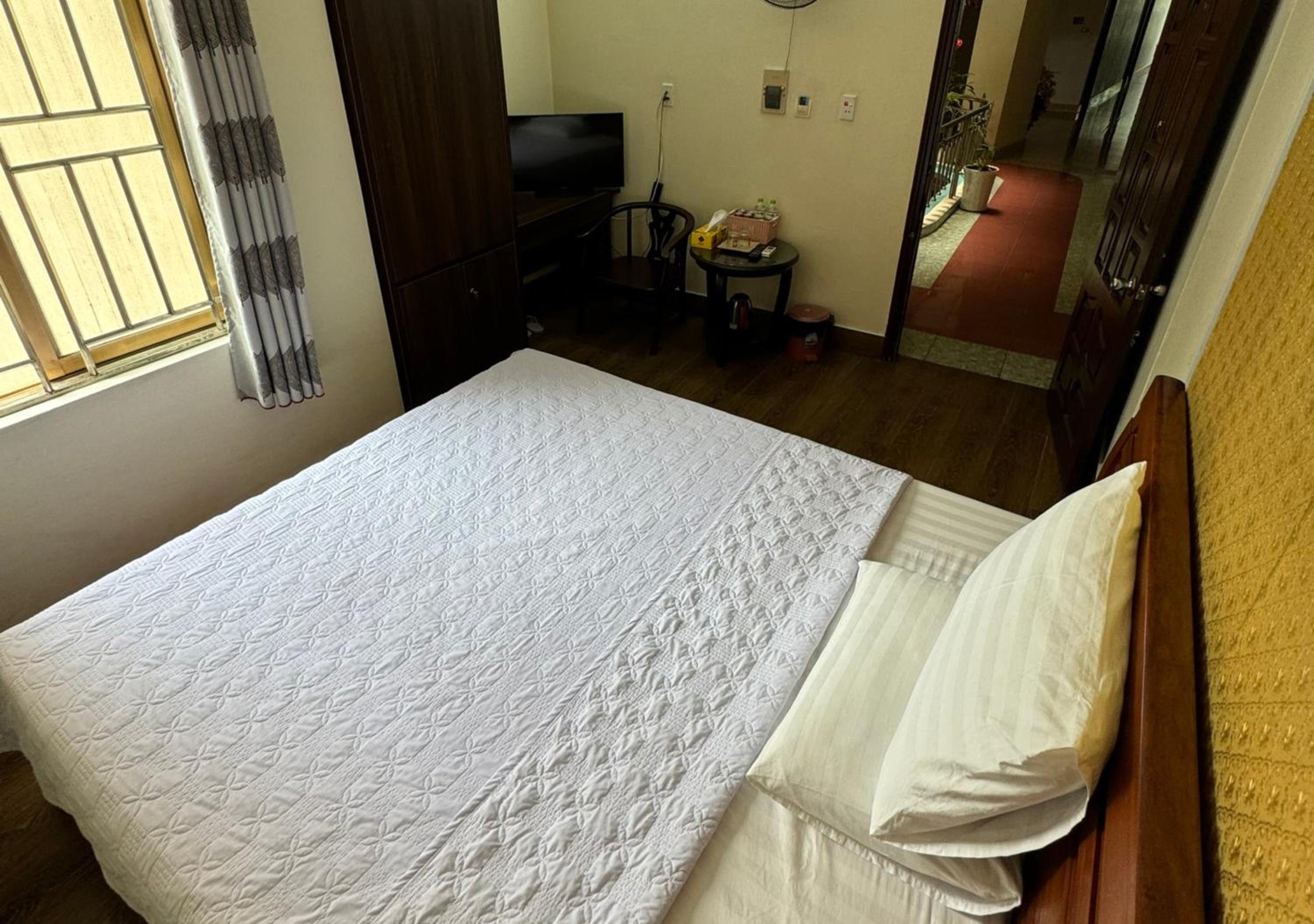 Standard Double Room - Photo 3