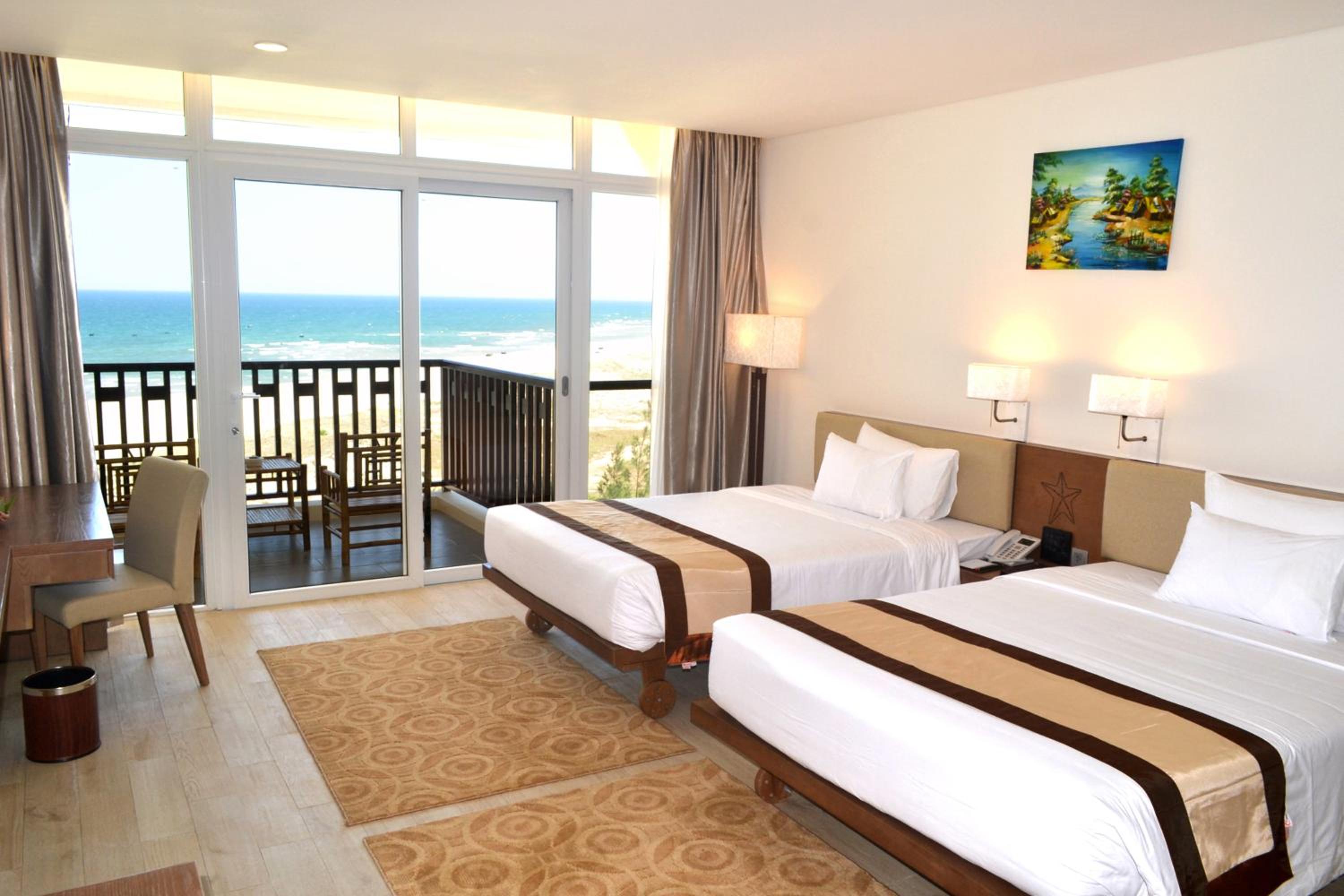 Premium Deluxe Double Room with Balcony - Ocean View - Photo 4