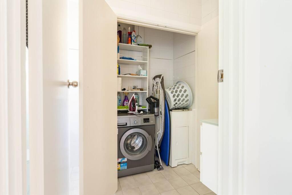 One-Bedroom Apartment photo 3