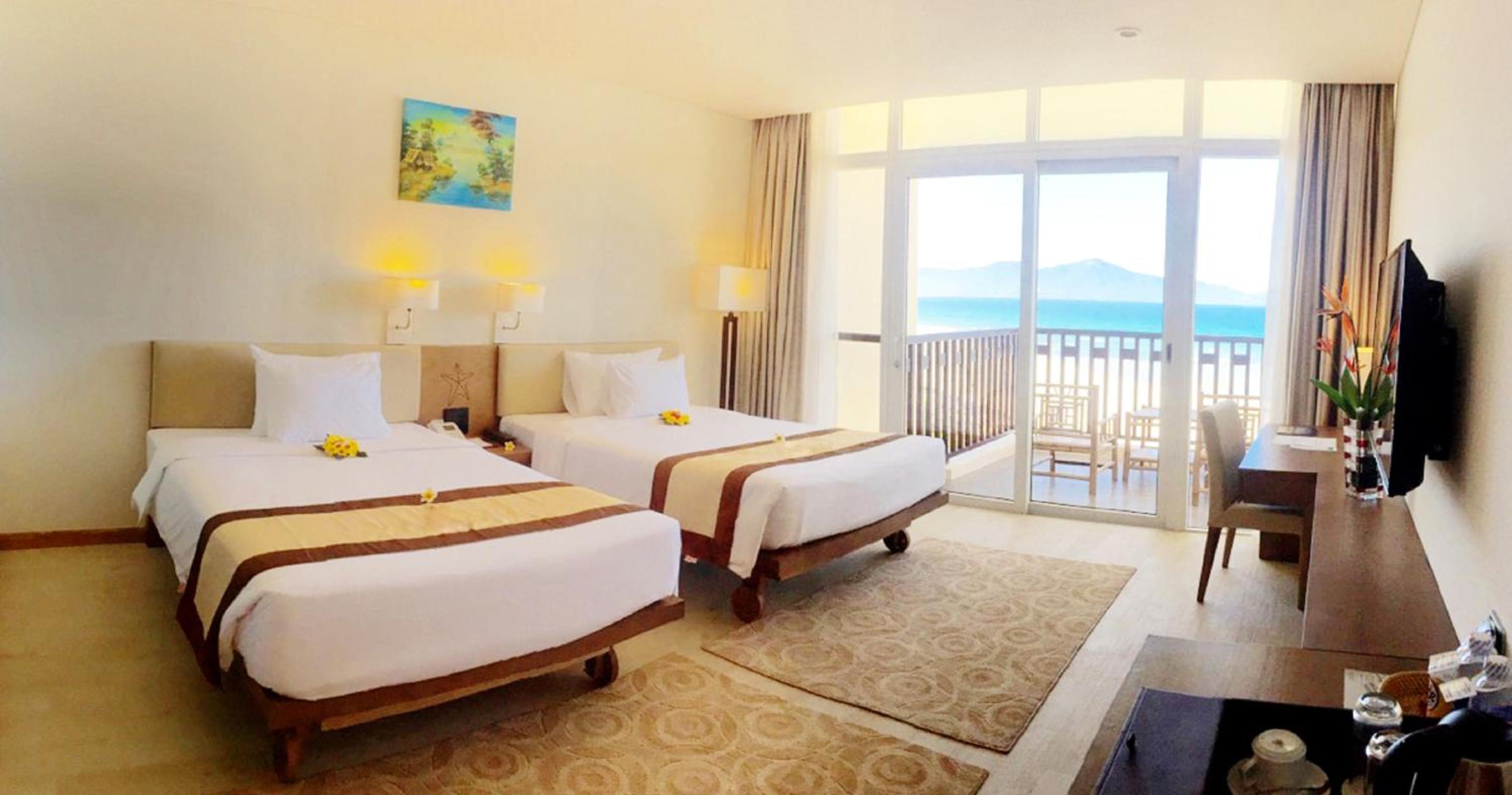 Premium Deluxe Double Room with Balcony - Ocean View - Photo 2