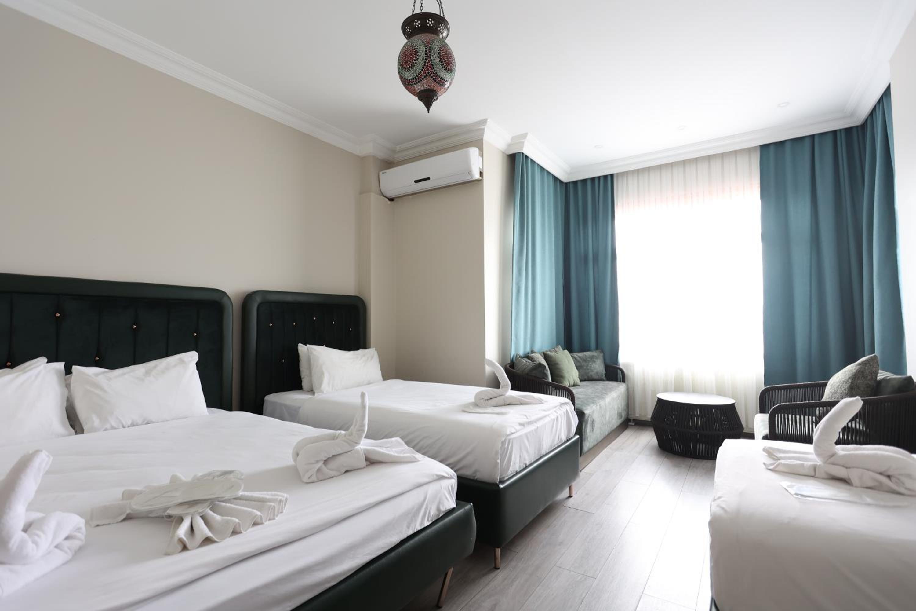 Quadruple Room photo 2