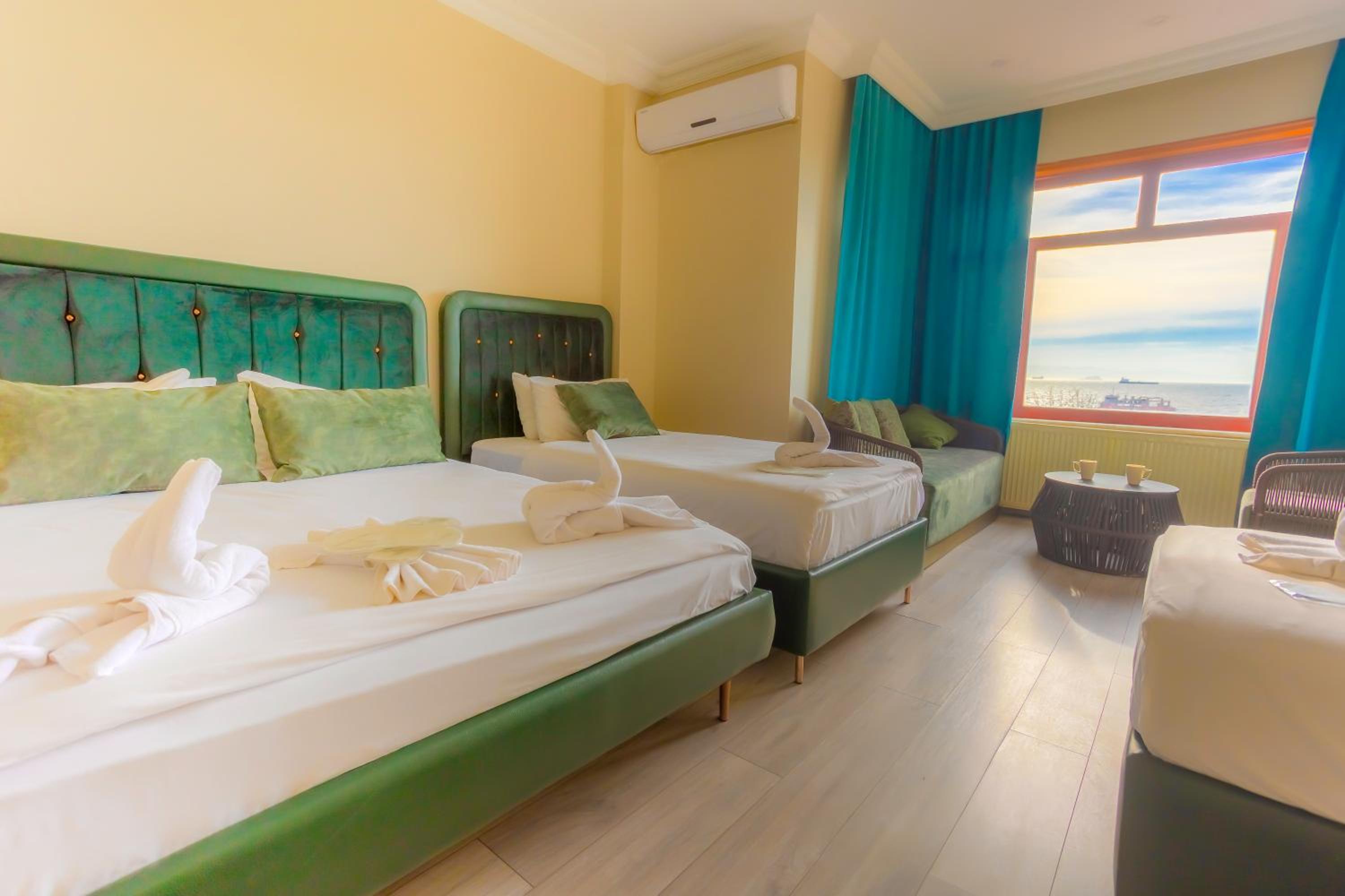 Quadruple Room photo 1