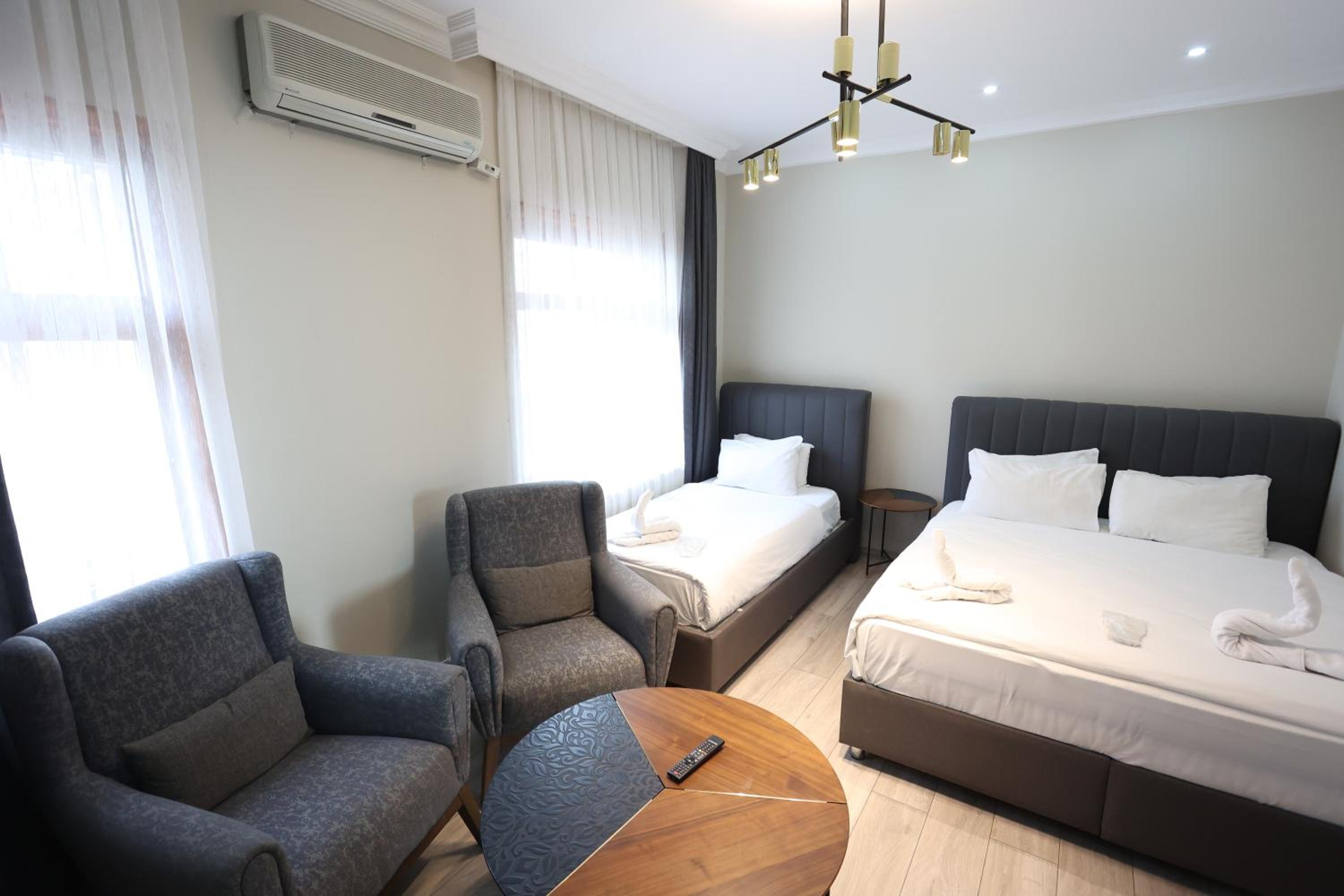 Triple Room photo 2
