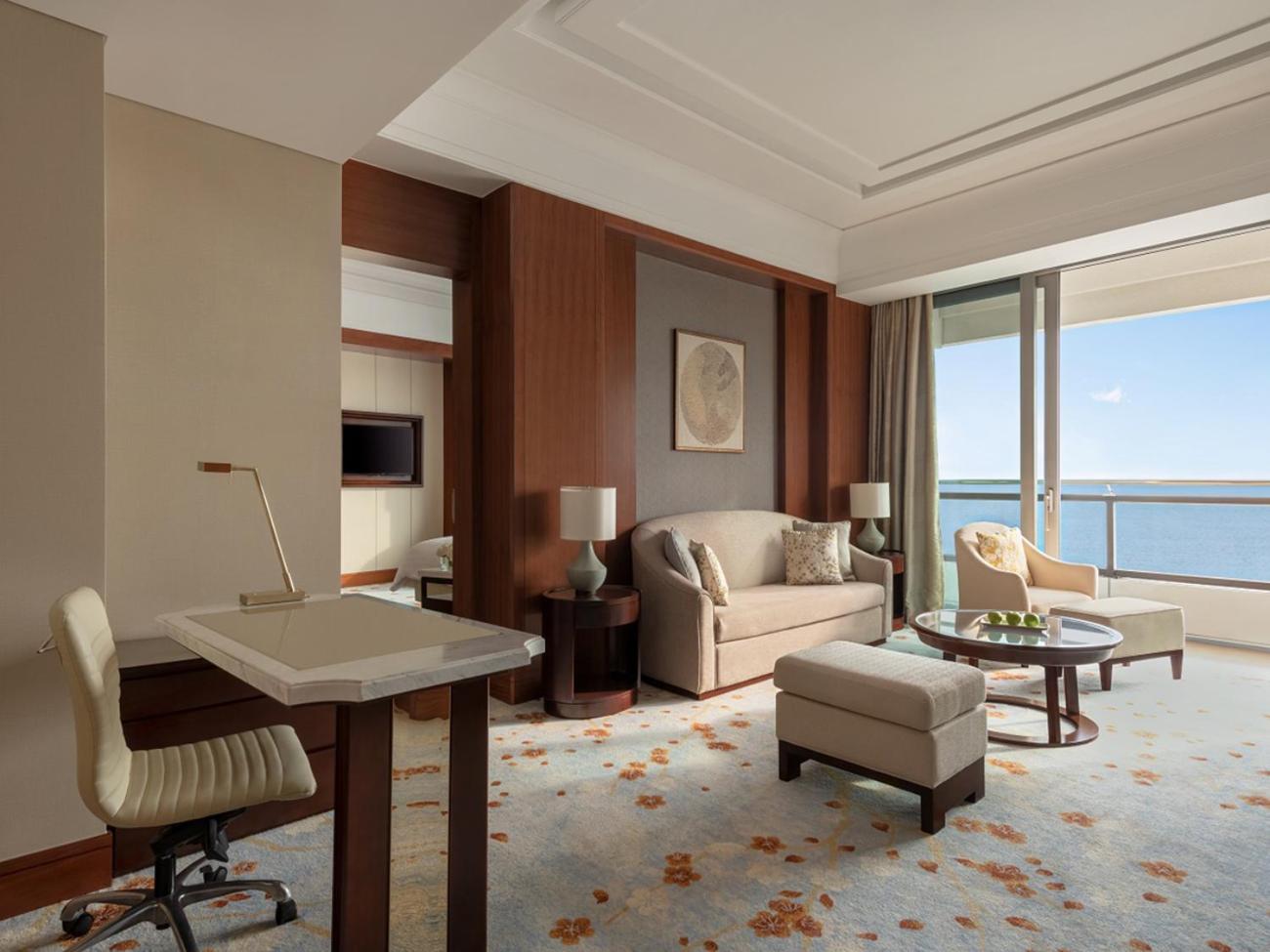 Executive Suite photo 2