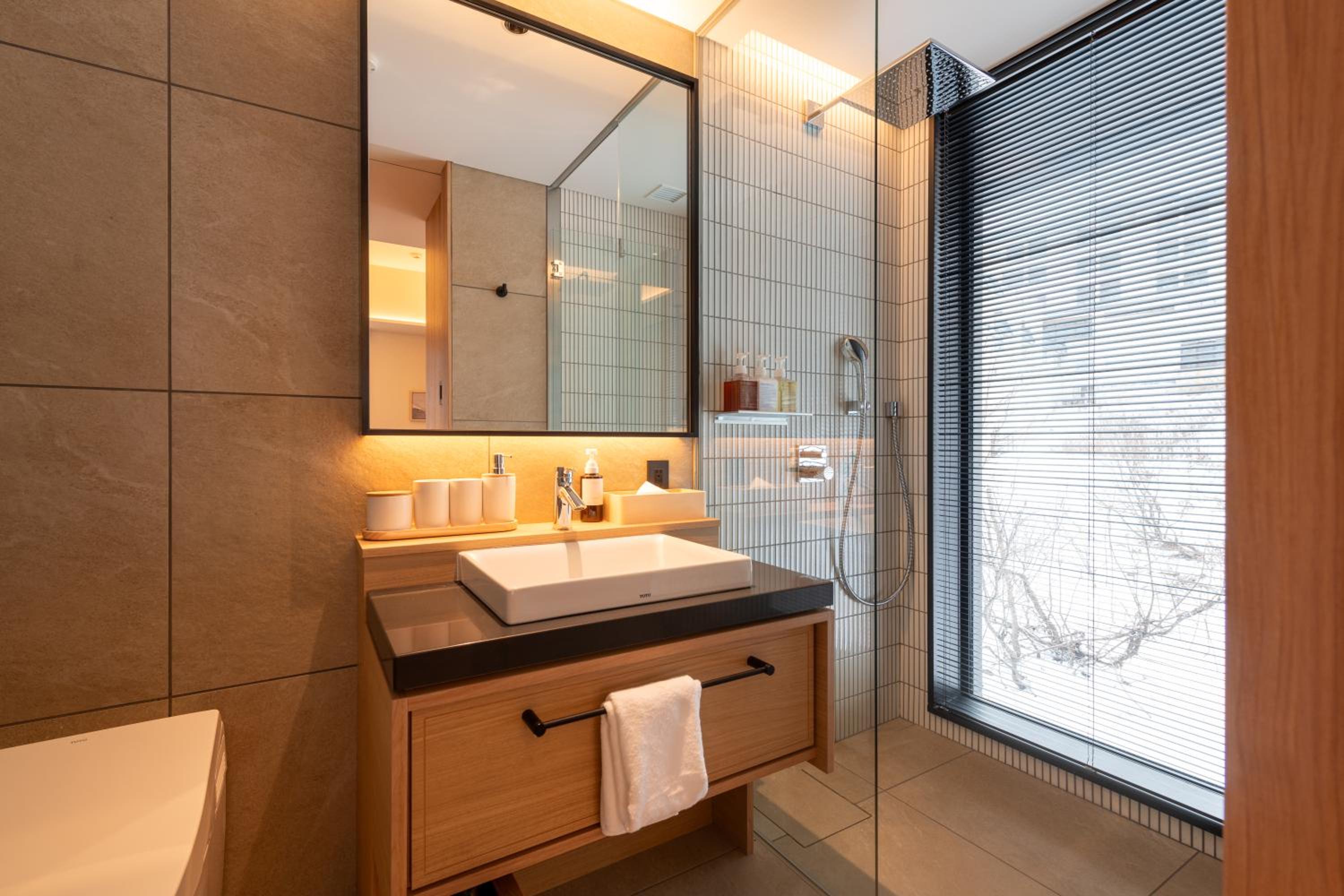 2 Bedroom Residence with Onsen photo 2