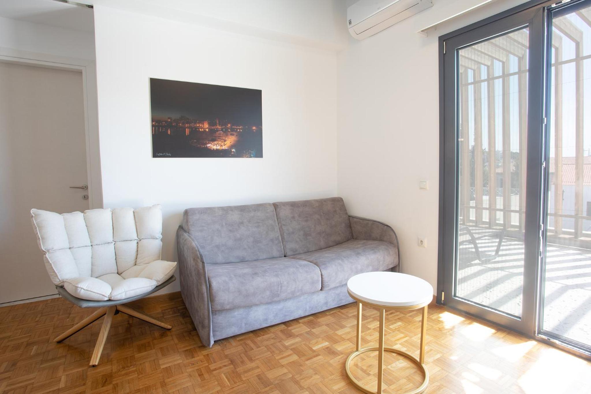 Penthouse Apartment - Photo 5