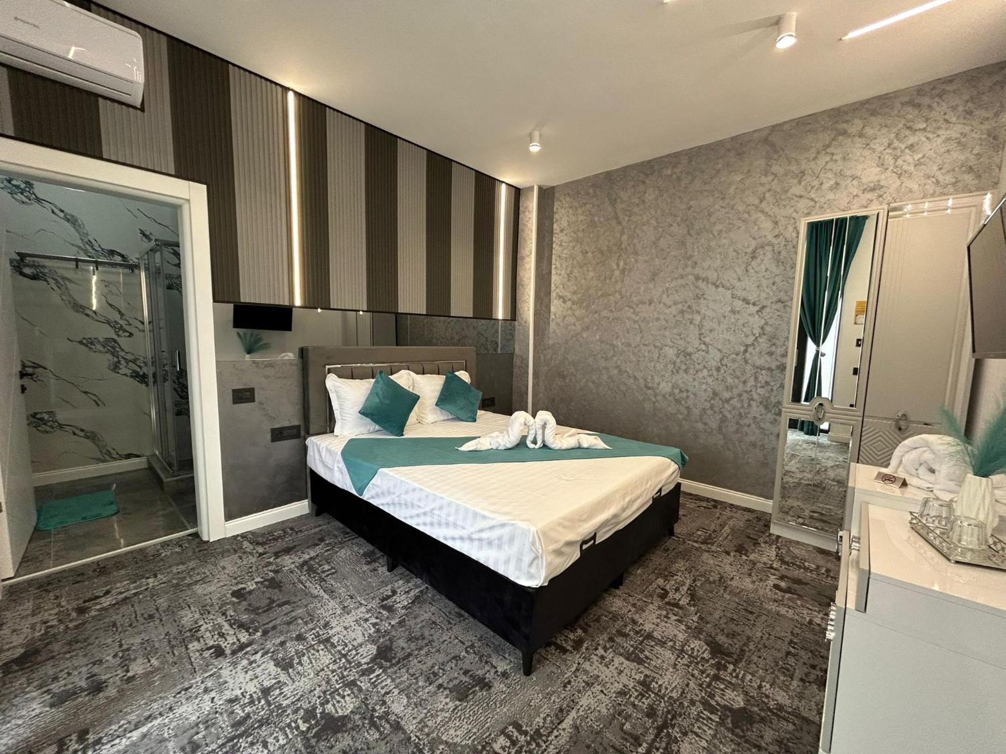 Double Room with Private Bathroom photo 1