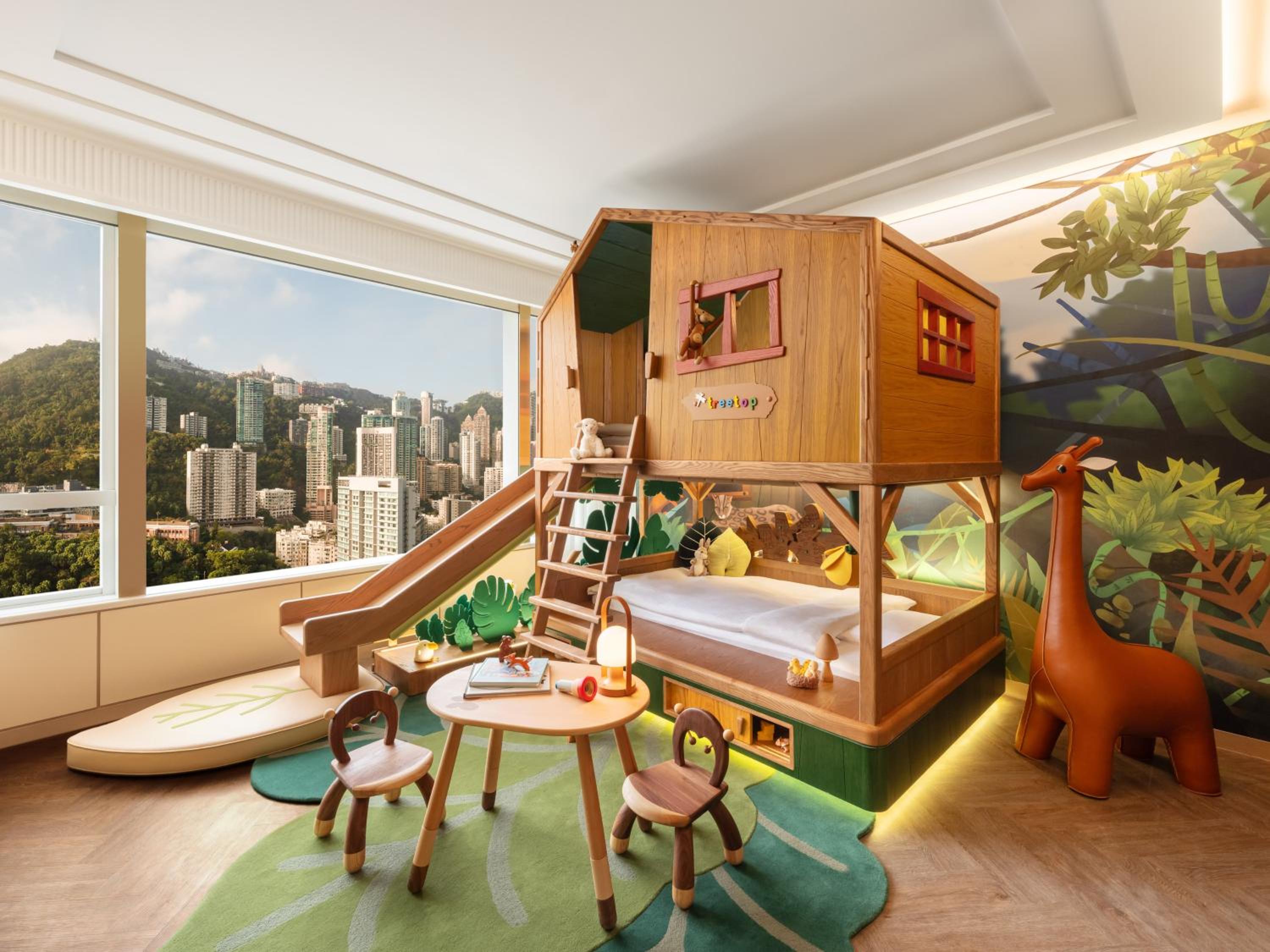 Treetop Hideout Themed Family Suite