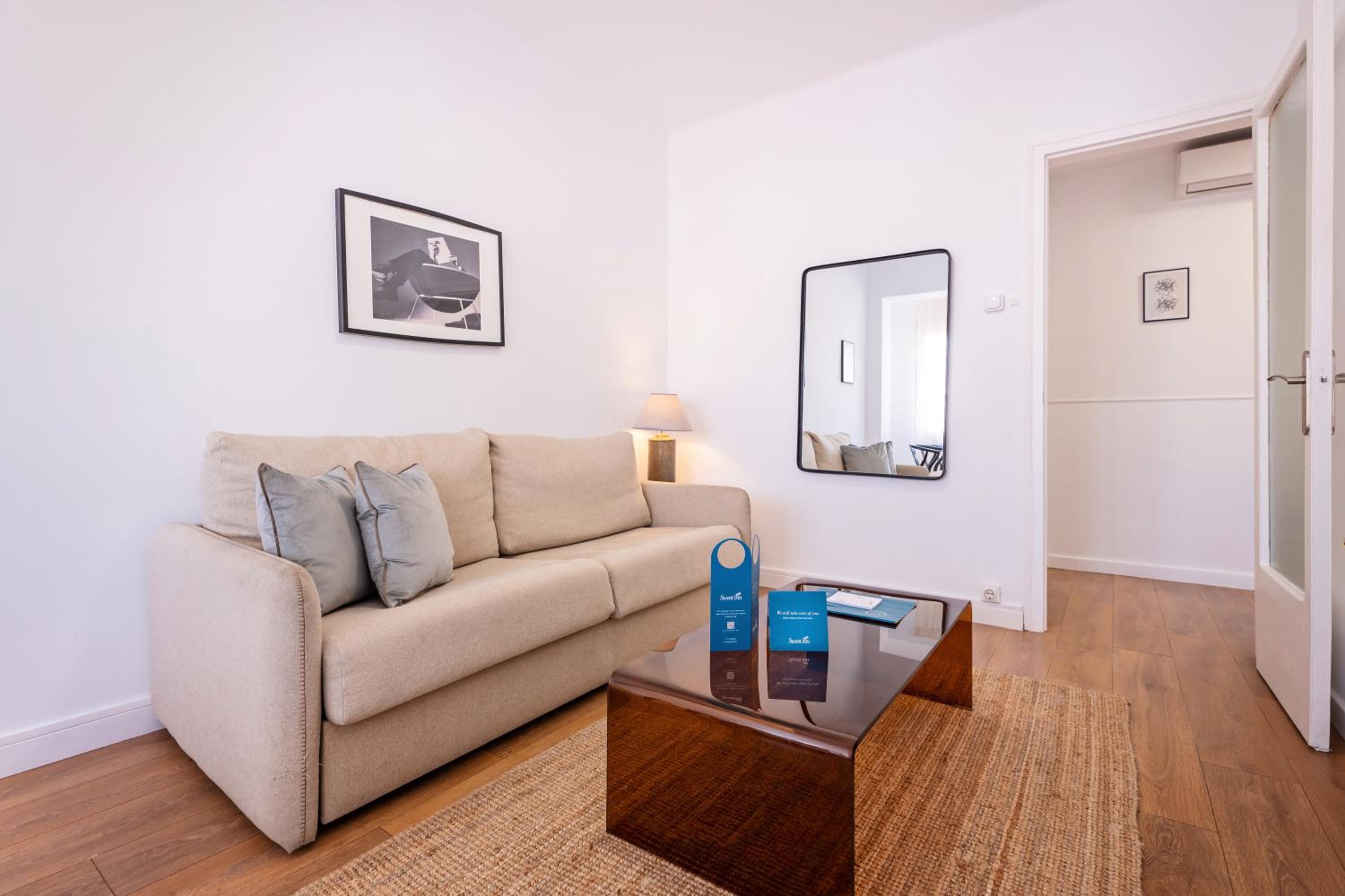 Apartamento con Balcón