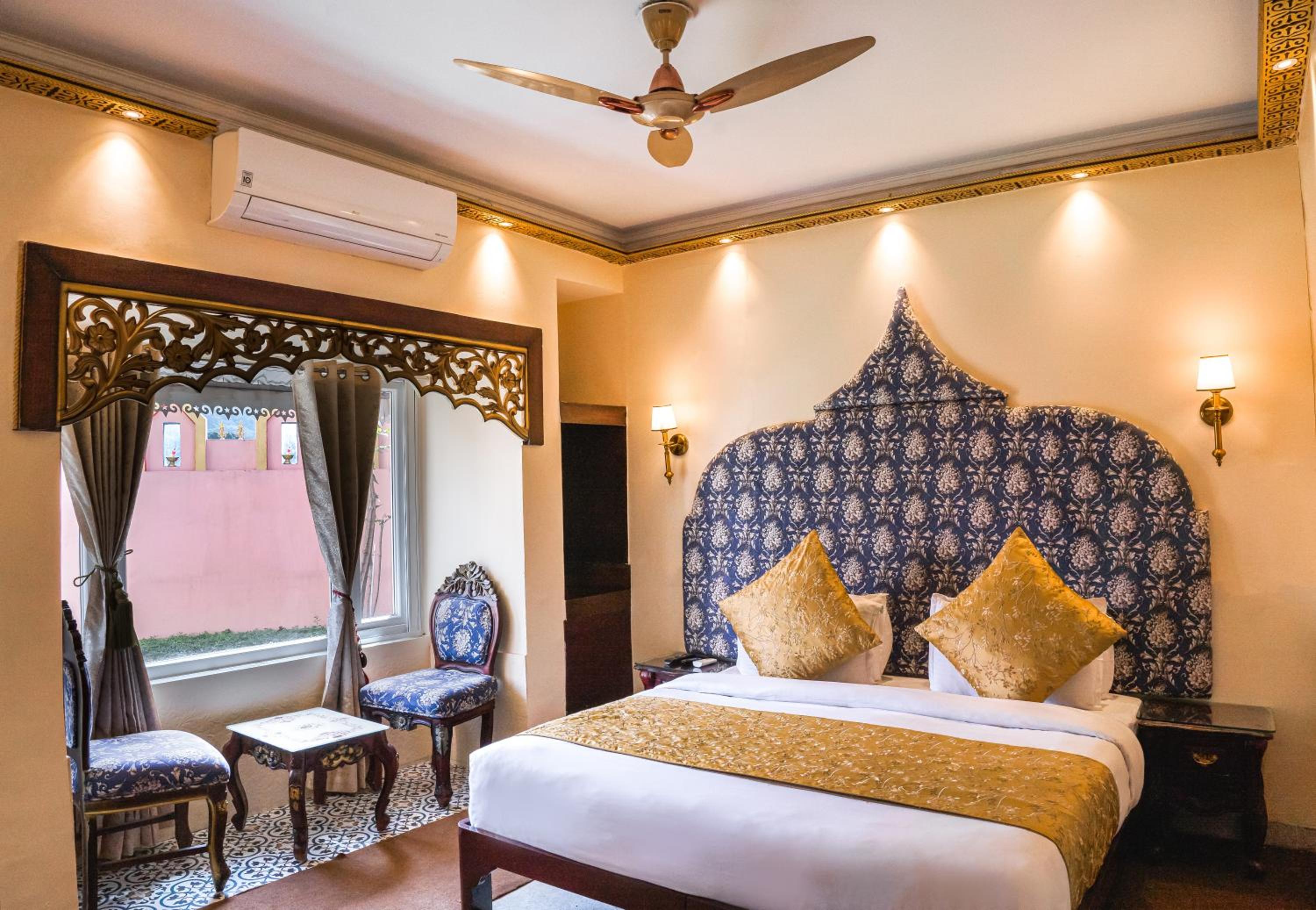 Family Room with Garden View and Complimentary Hi Tea and Mini-bar - Photo 4