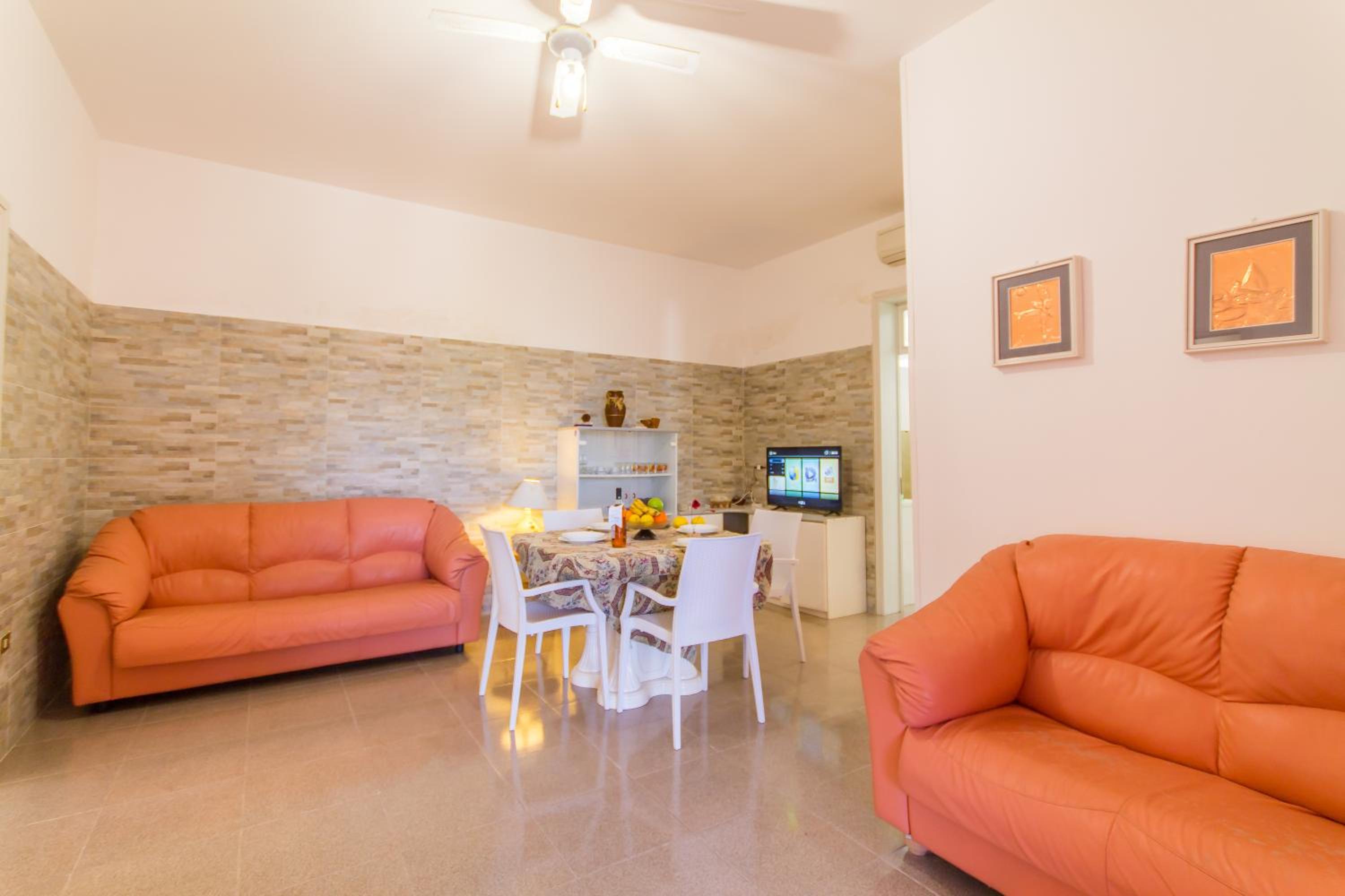 Two-Bedroom House photo 1