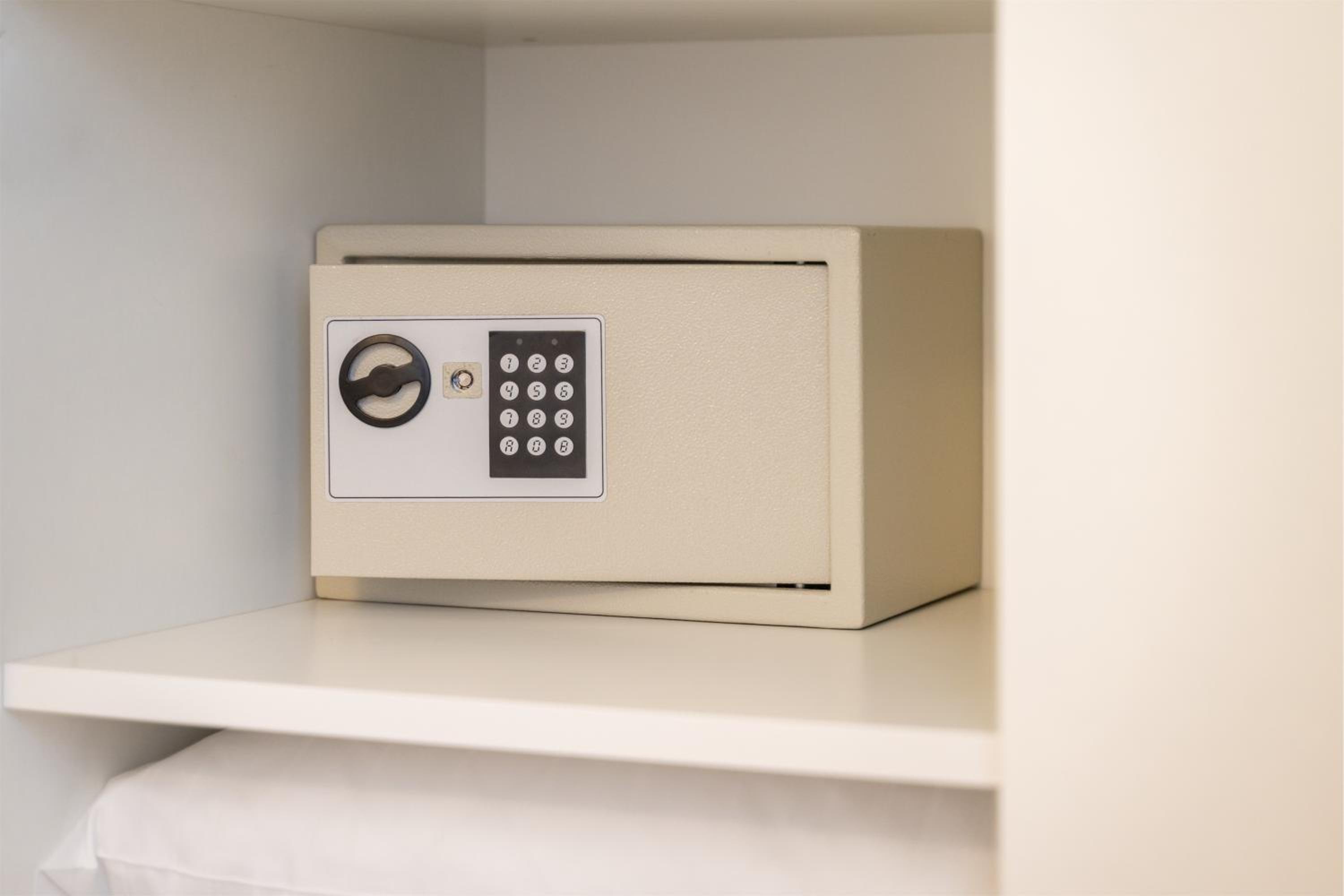 Superior Double Room - Photo 11