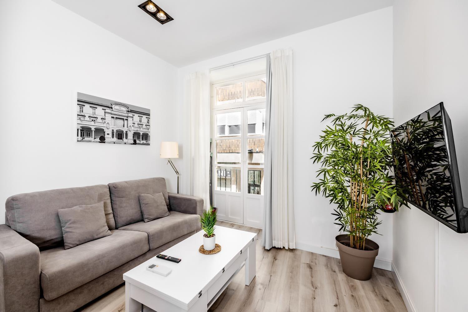 One-Bedroom Apartment