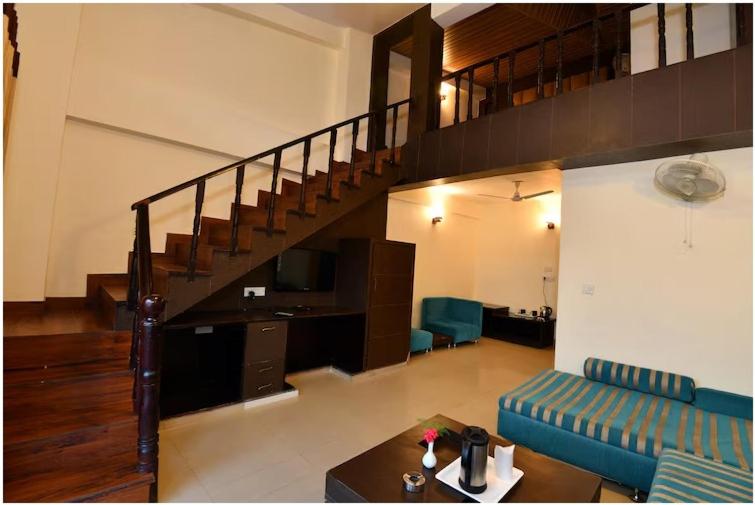 Penthouse Apartment photo 1