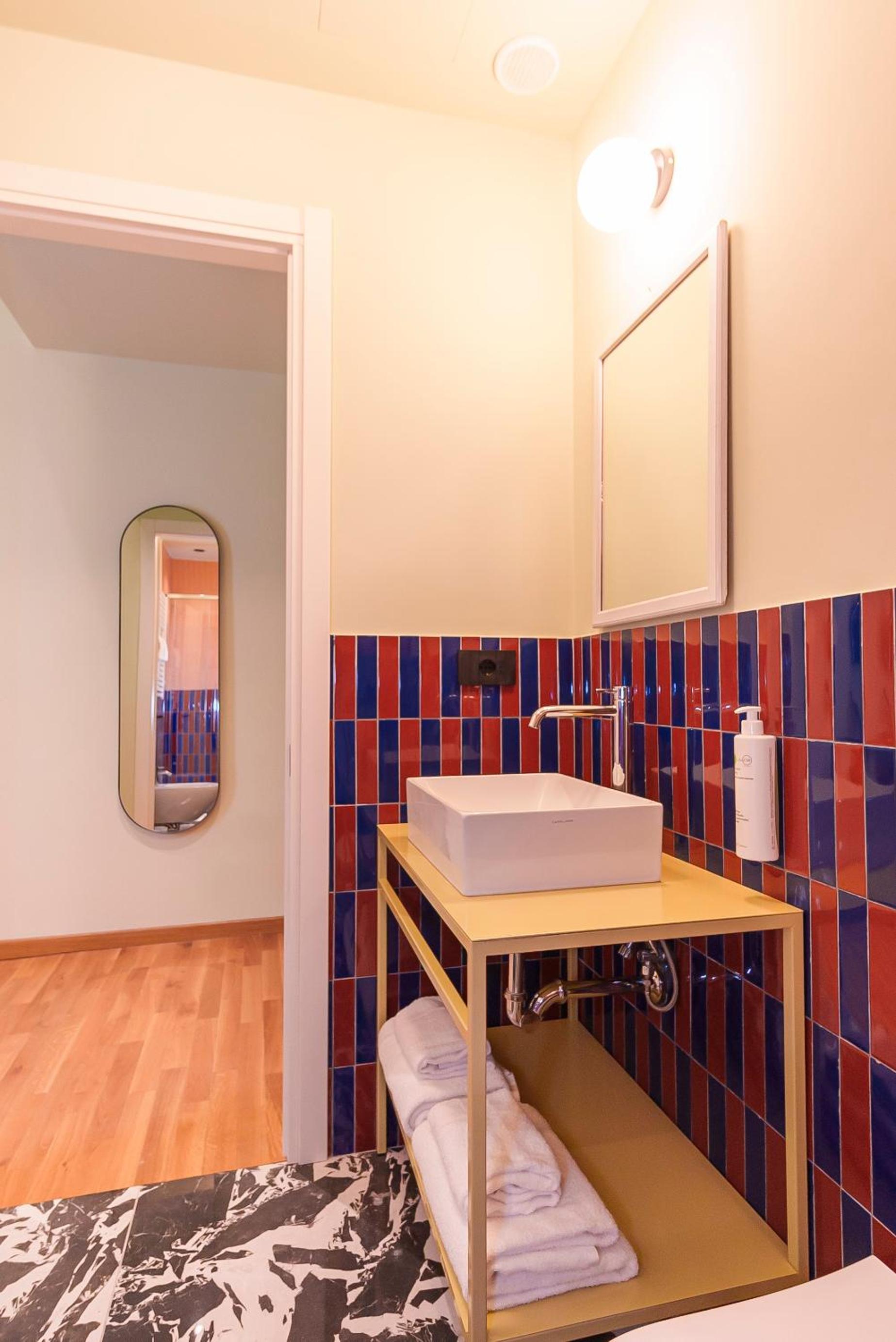 Deluxe Double or Twin Room - Annex thumbnail 5