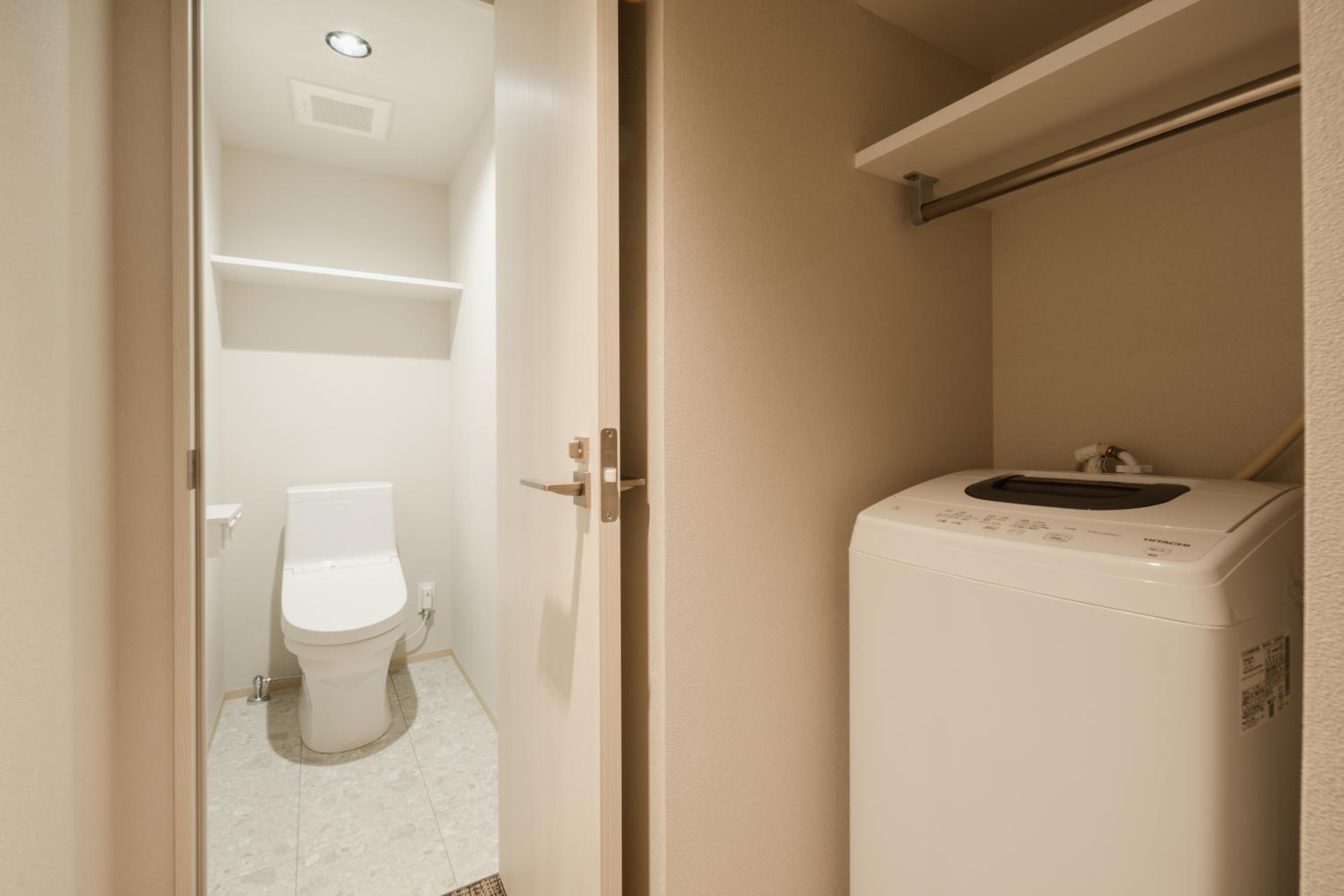 One-Bedroom Apartment photo 3