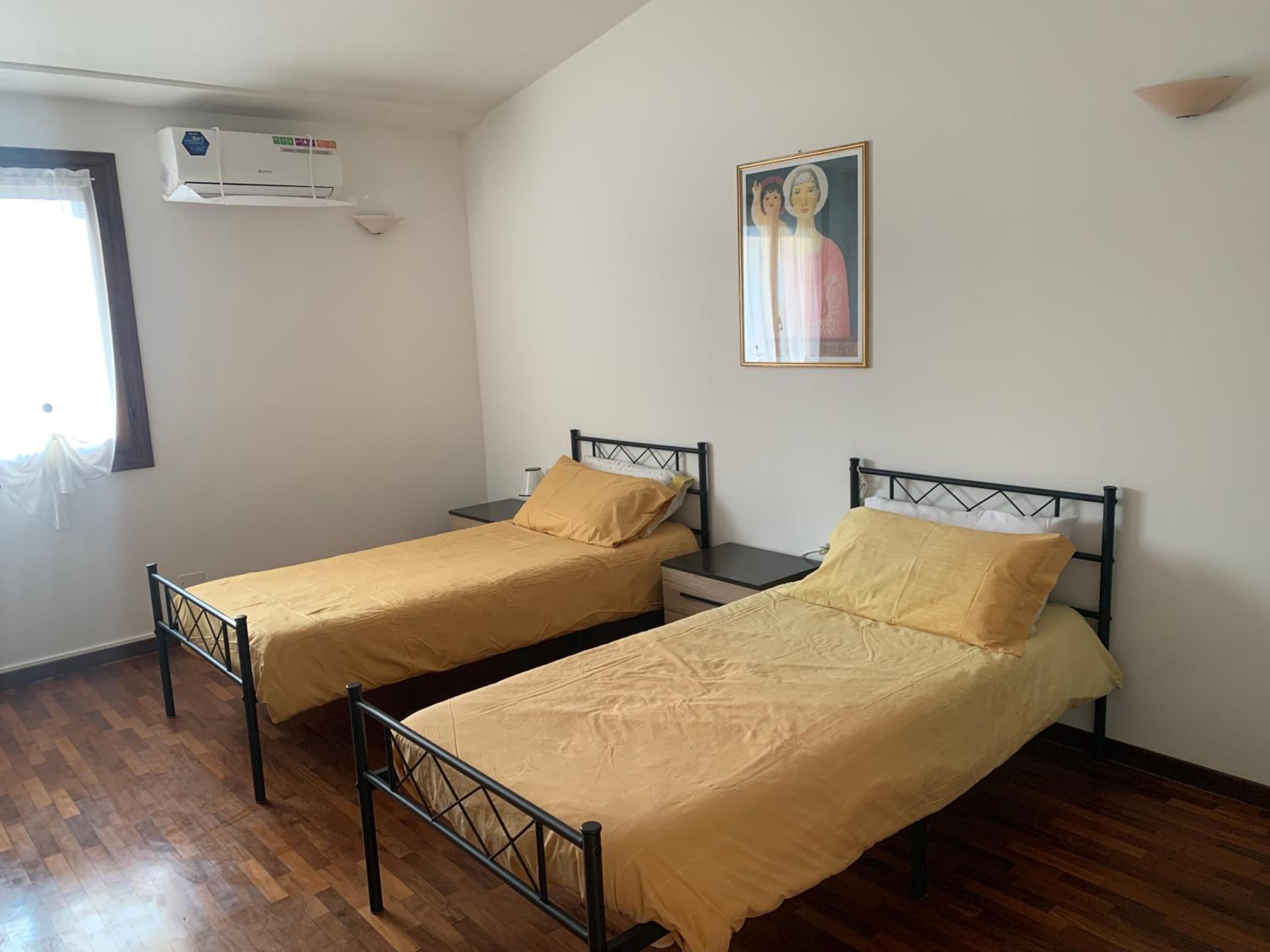 Two-Bedroom House photo 2