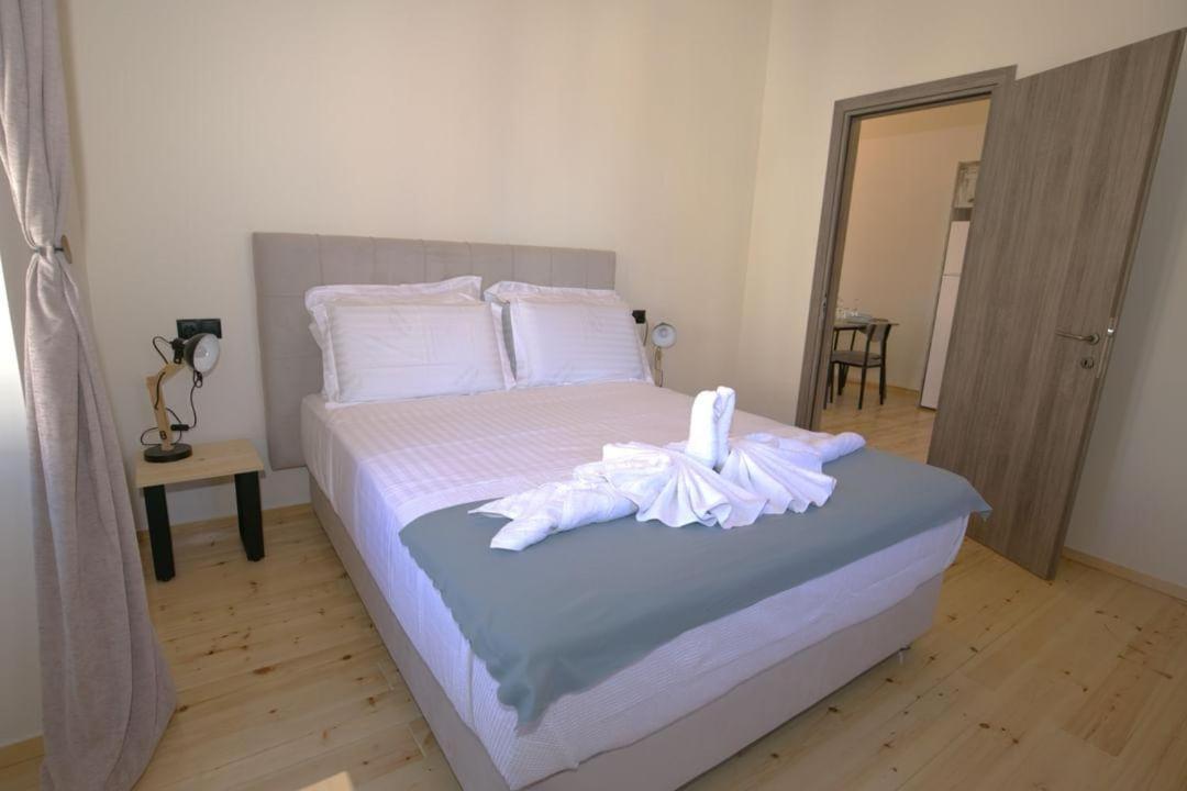 Two-Bedroom Apartment with Balcony and Sea View photo 1