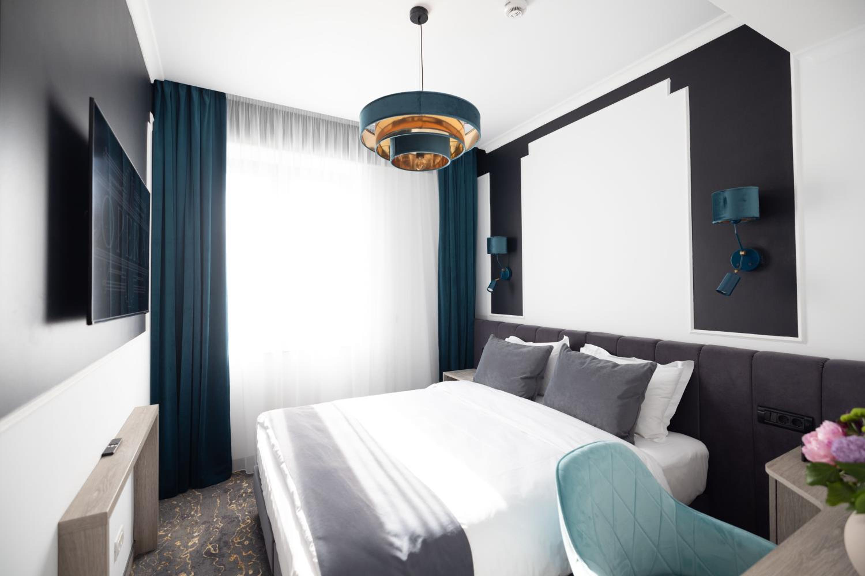 Budget Double Room - Photo 1