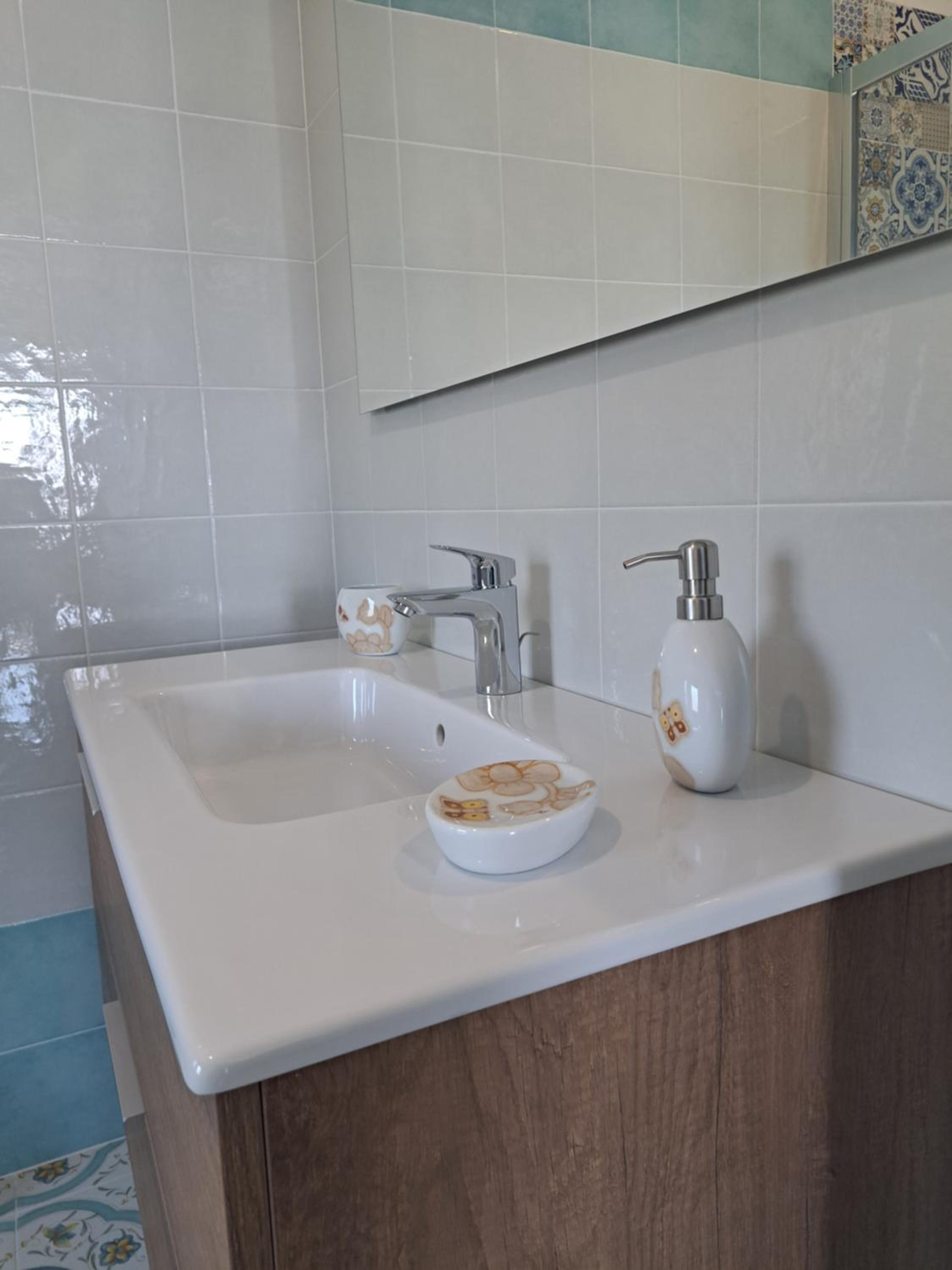 Deluxe Triple Room with Sea View photo 2