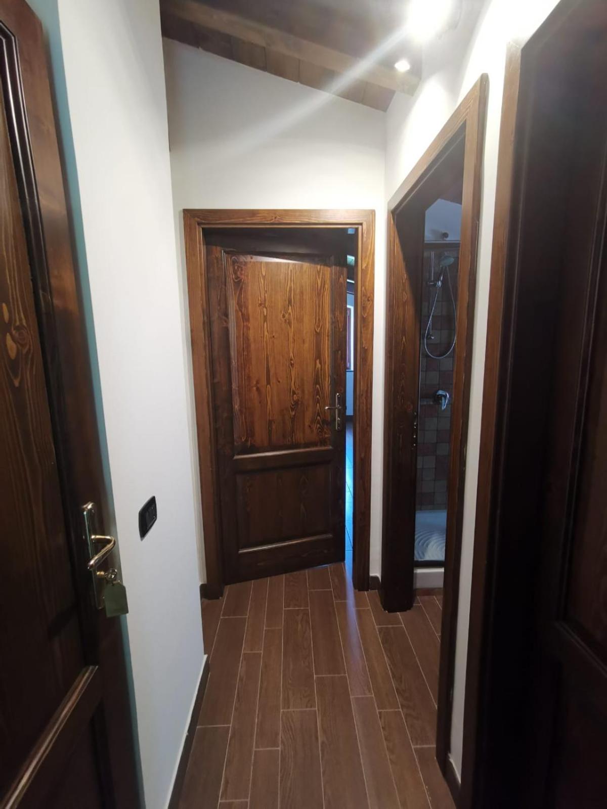 Standard Double Room - Photo 1
