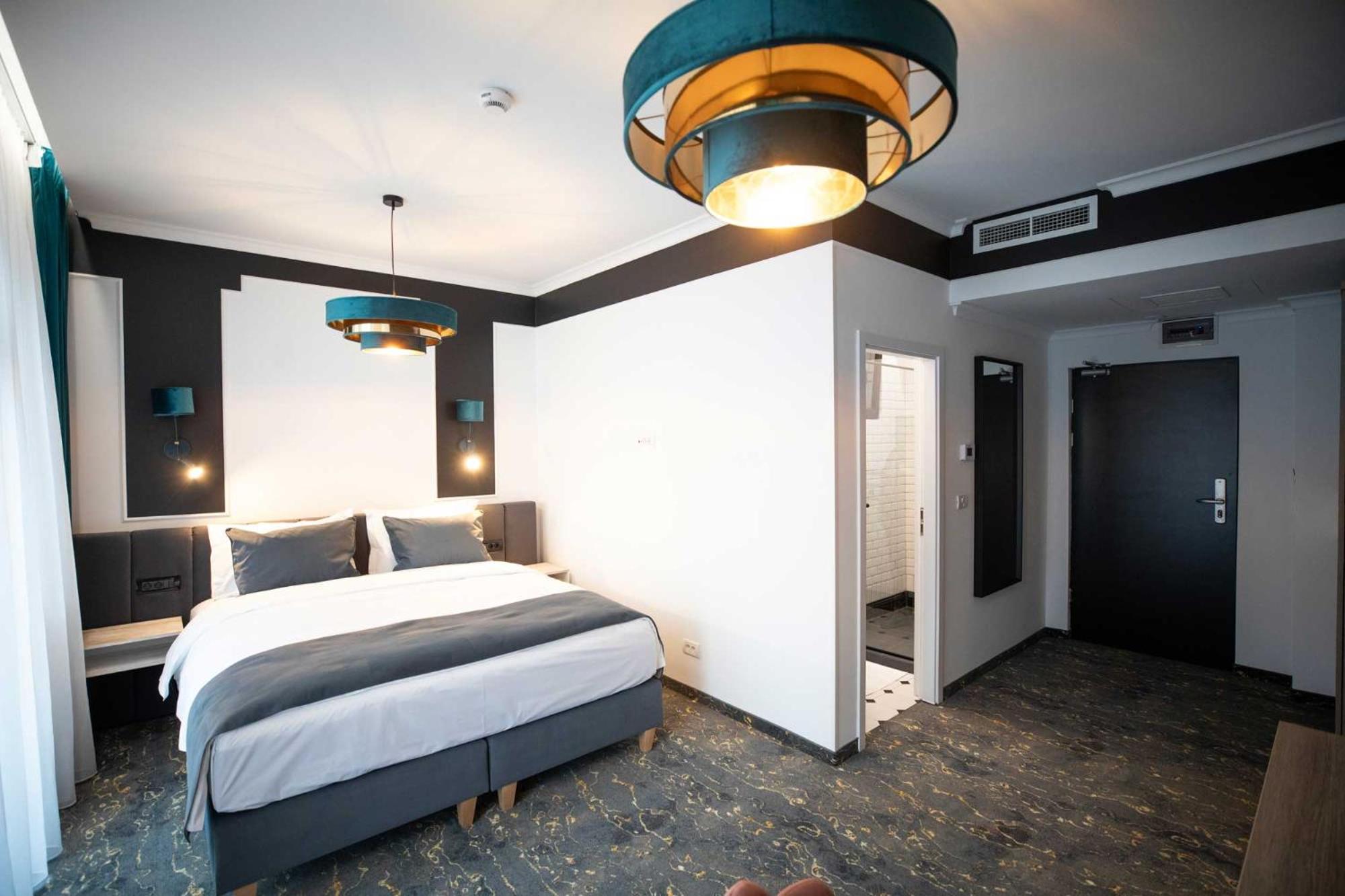 Deluxe Double Room - Photo 1