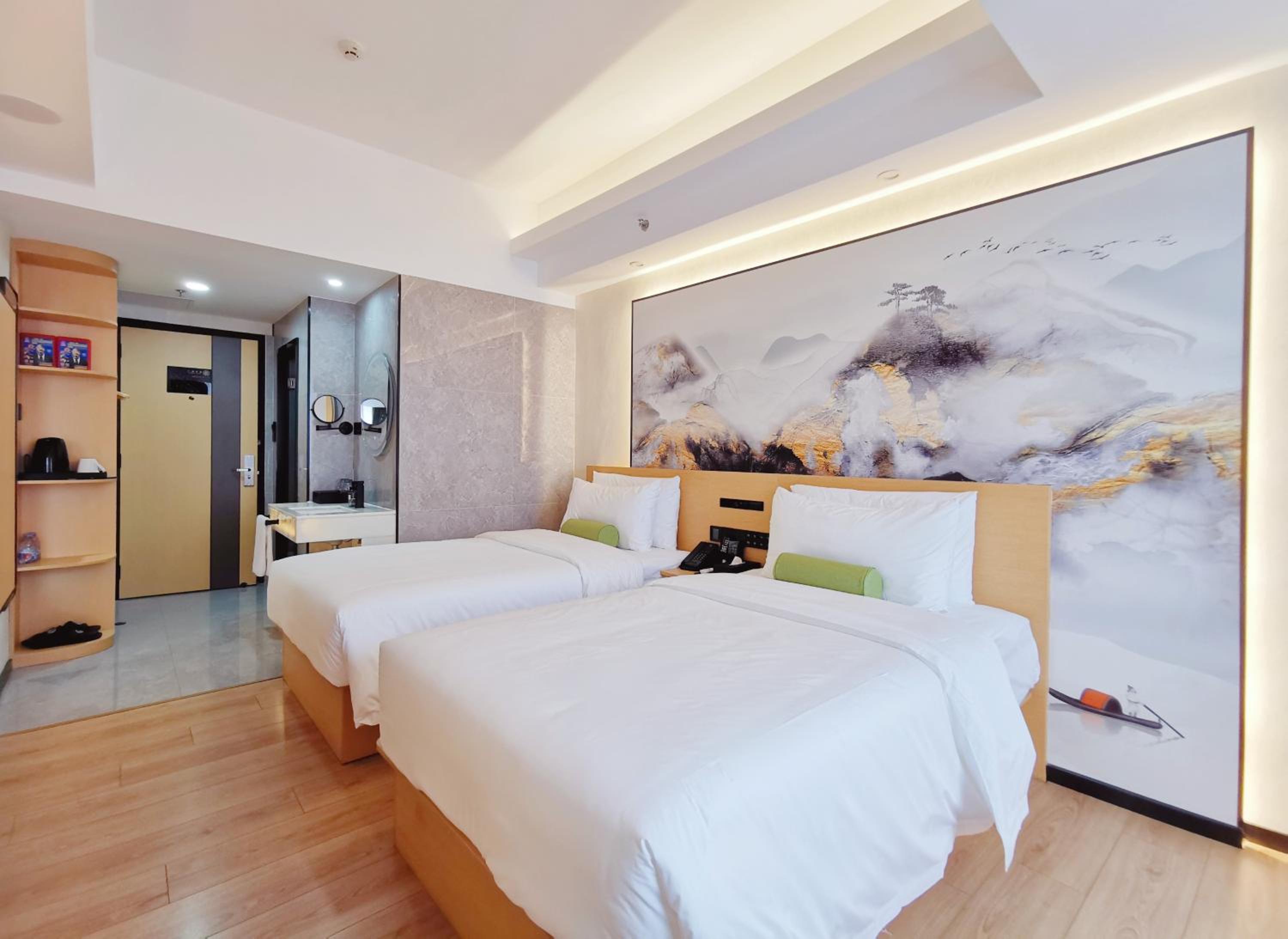 Comfort Twin Room photo 3