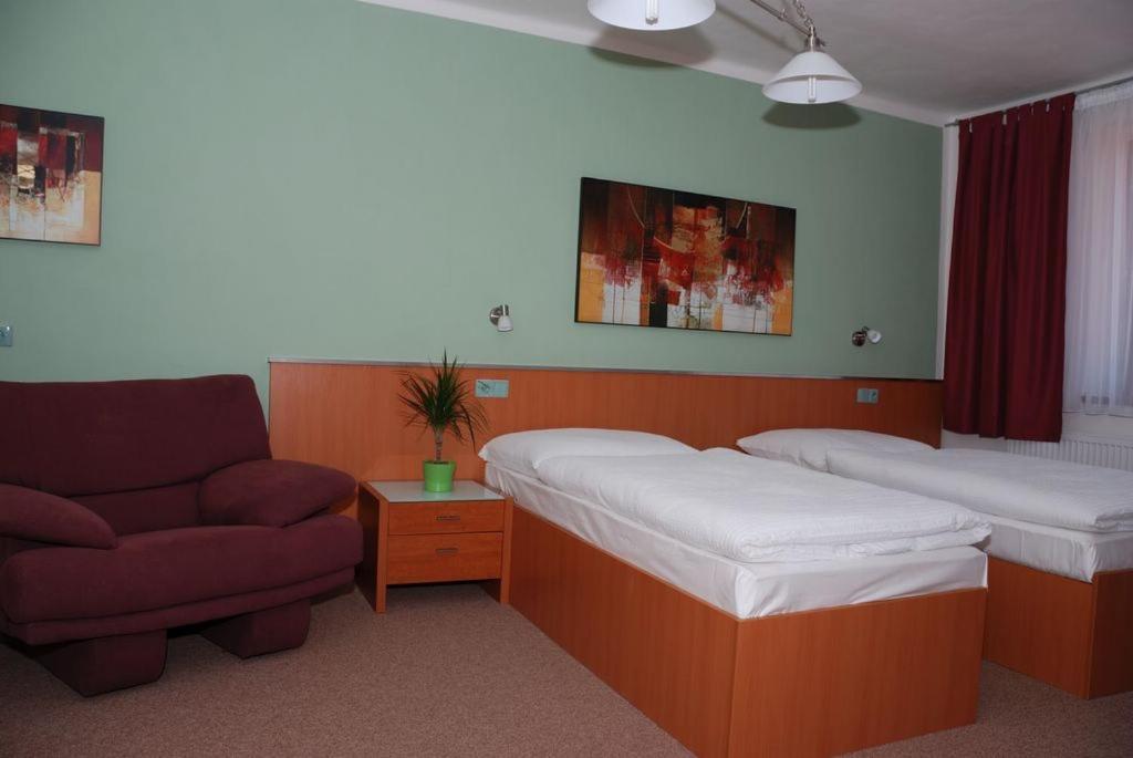 Double or Twin Room photo 2