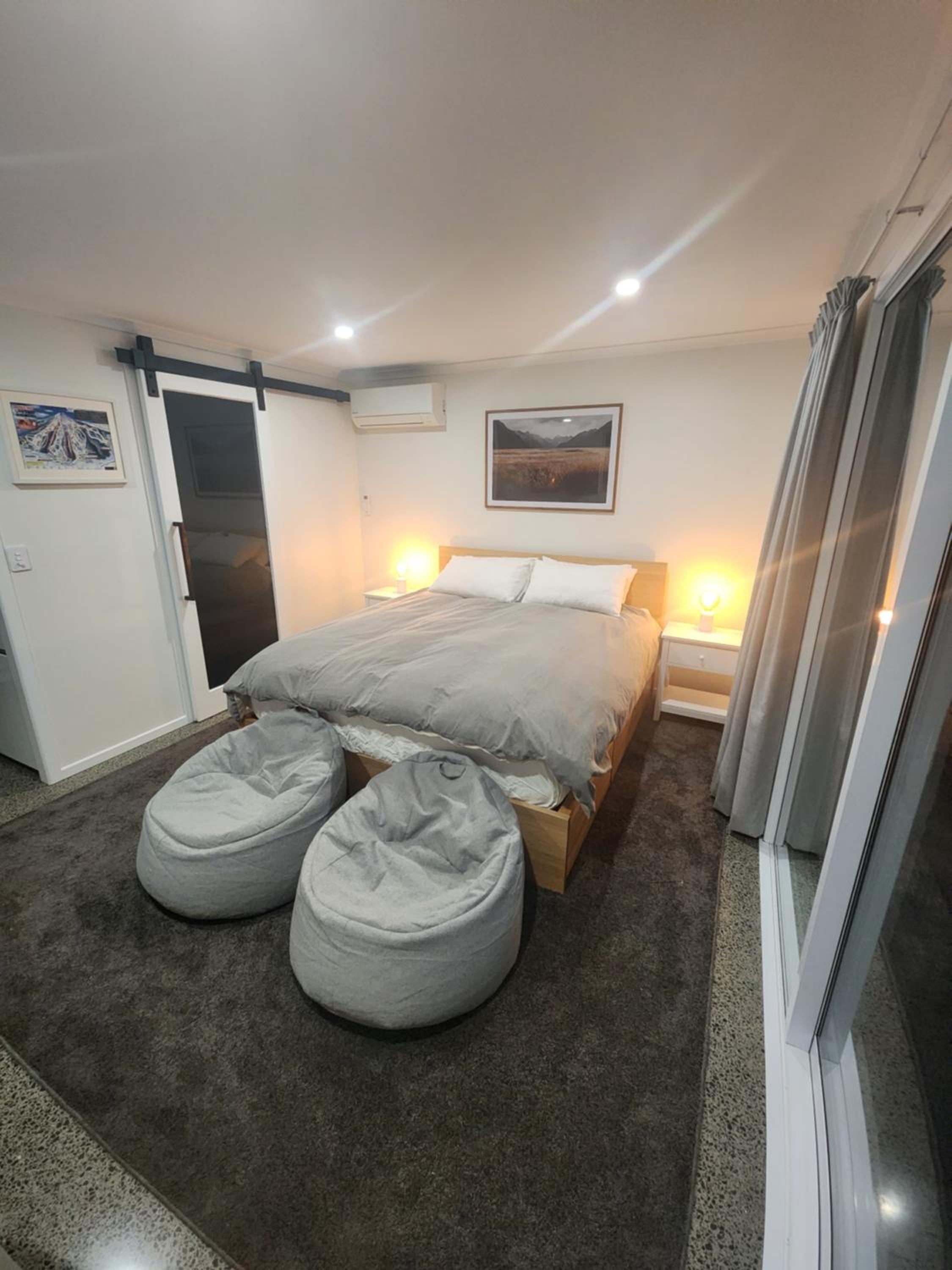 King Room With Mountain View photo 1