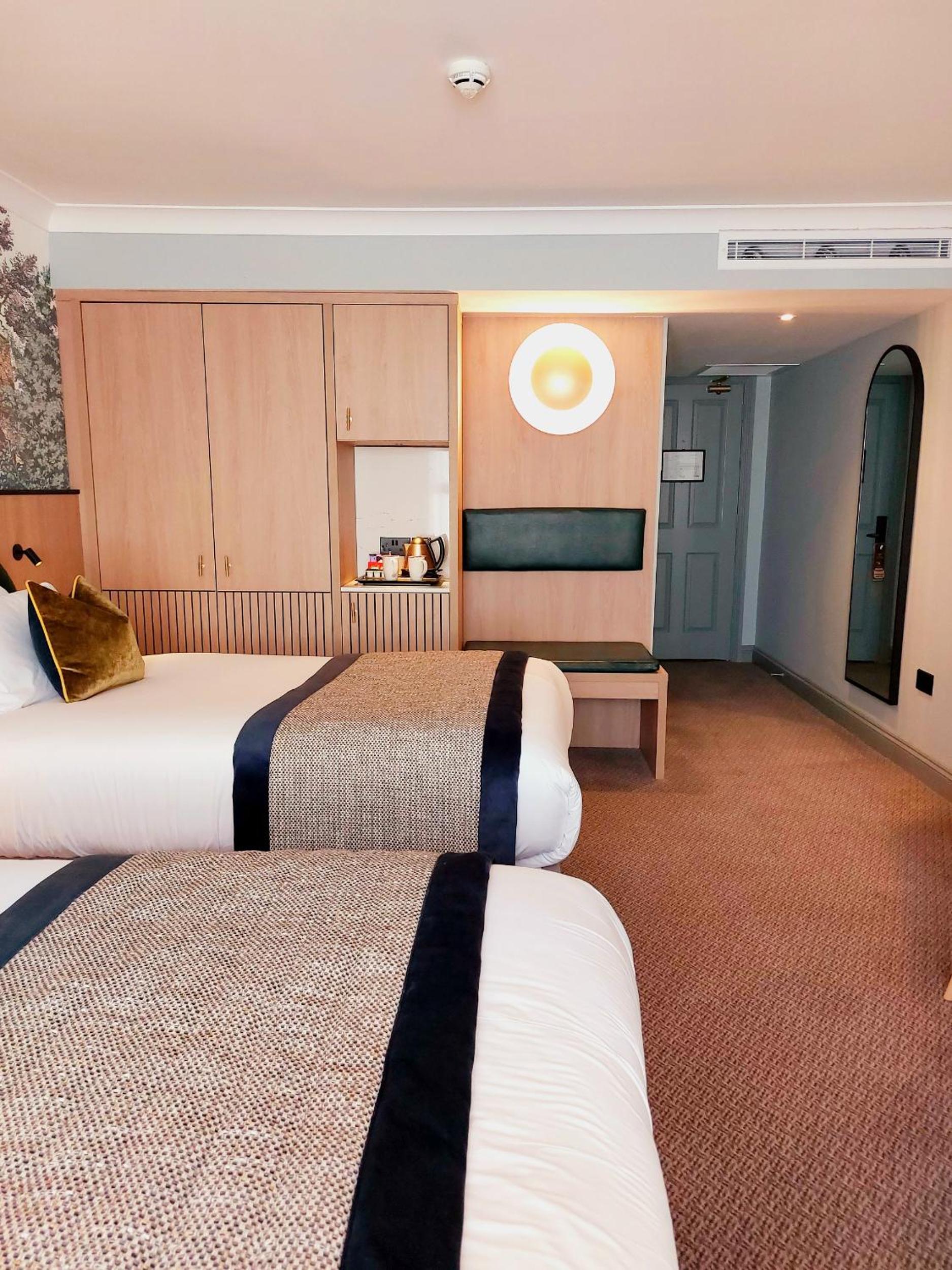 Signature Twin Room