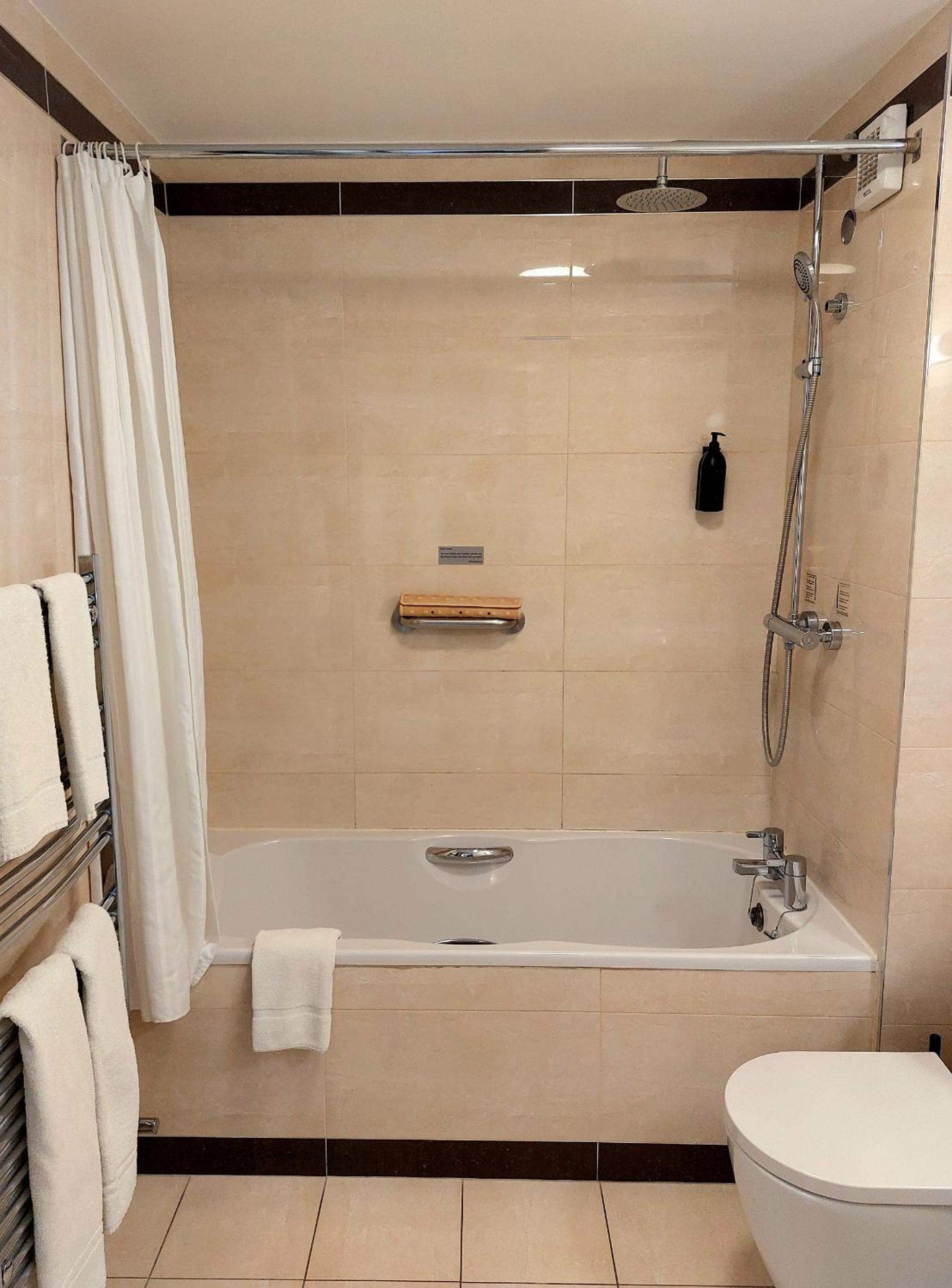 Signature Suite with A/C