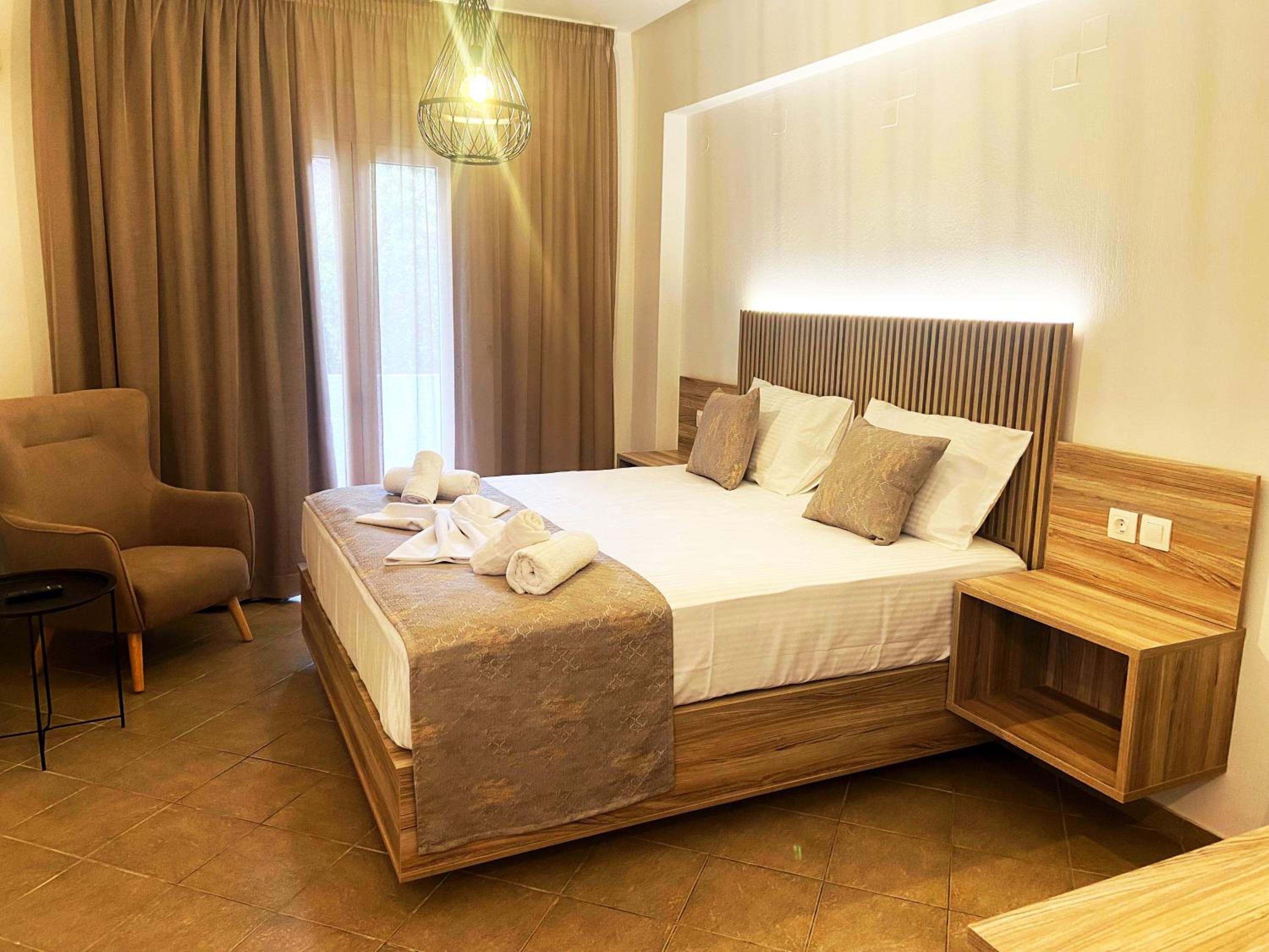 Superior Double Room - Photo 7