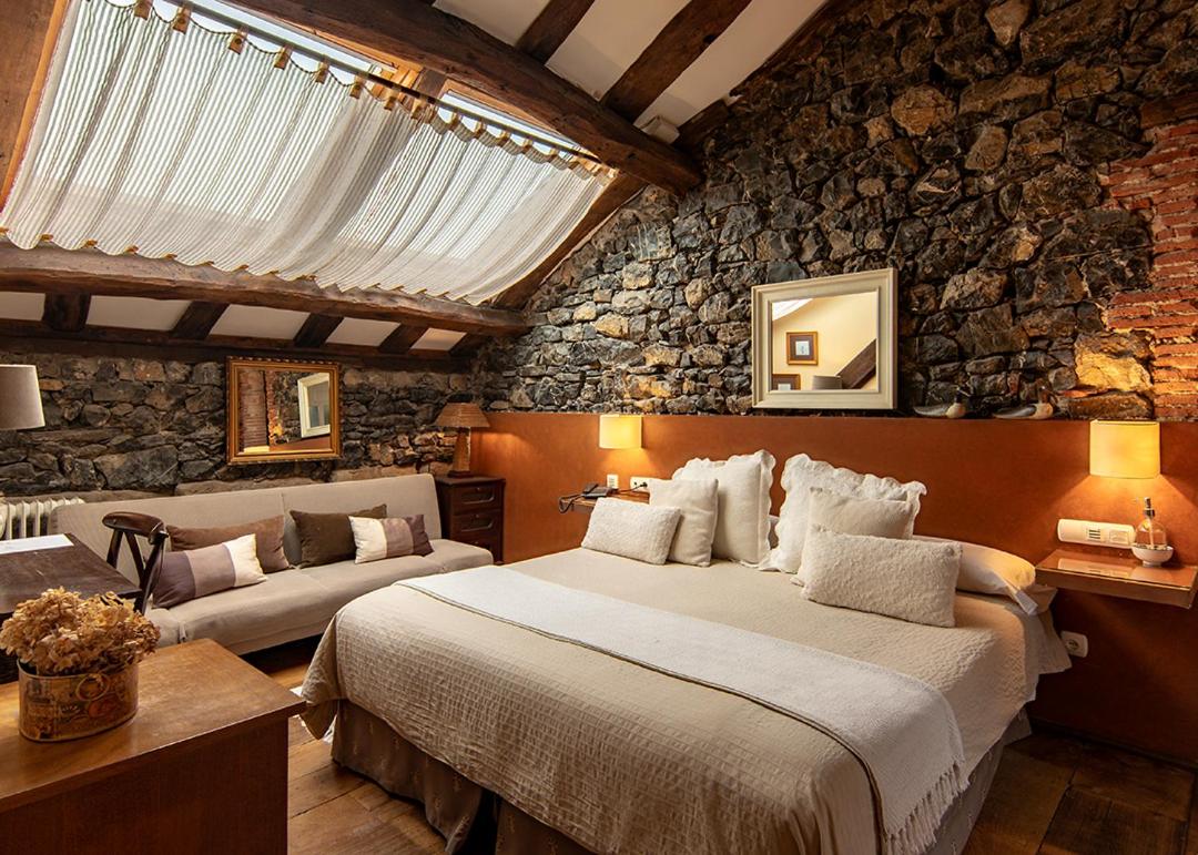 Triple Room - Photo 1