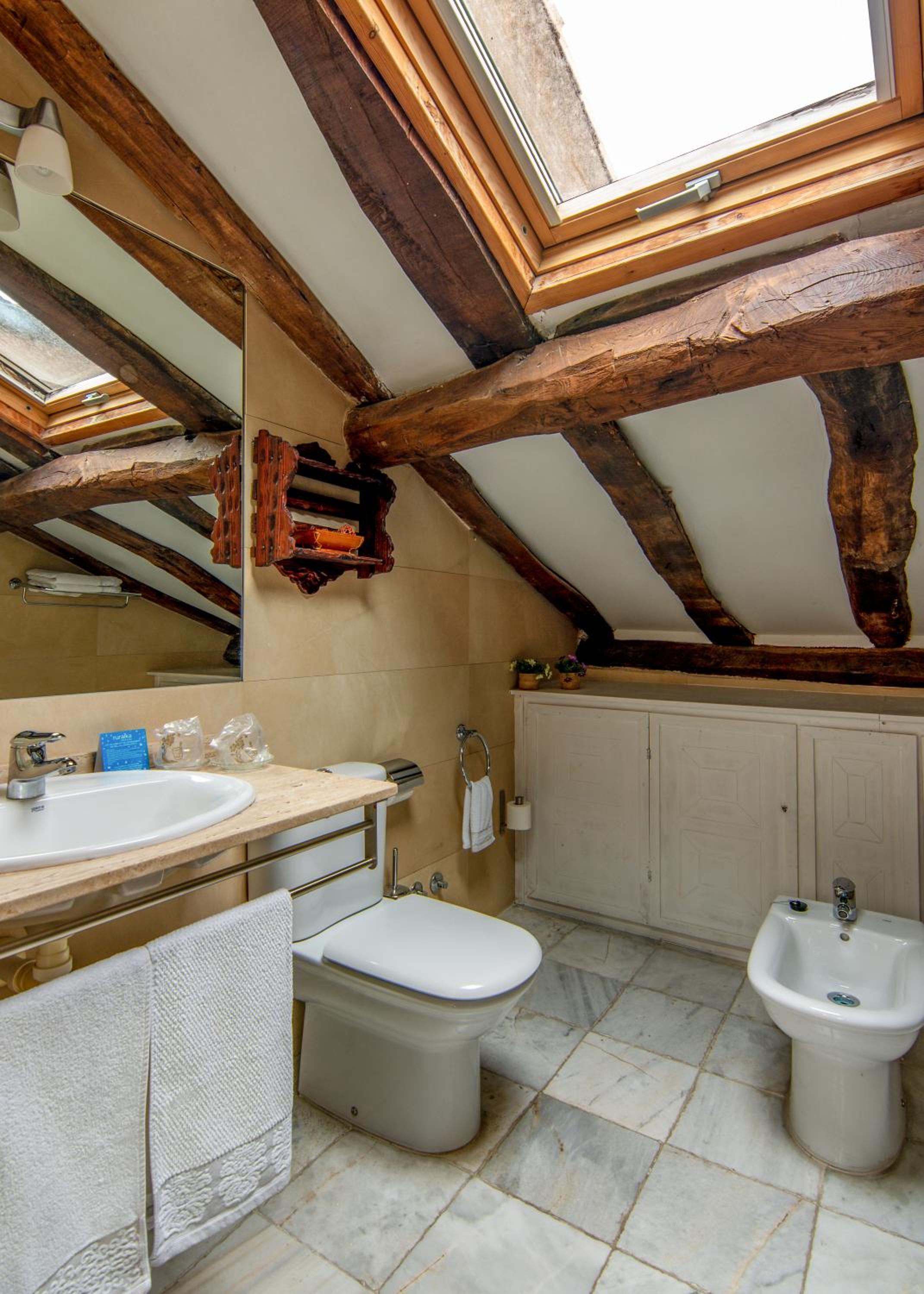 Triple Room - Photo 6