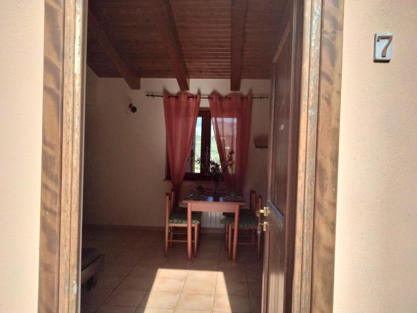 One-Bedroom Apartment - Photo 10