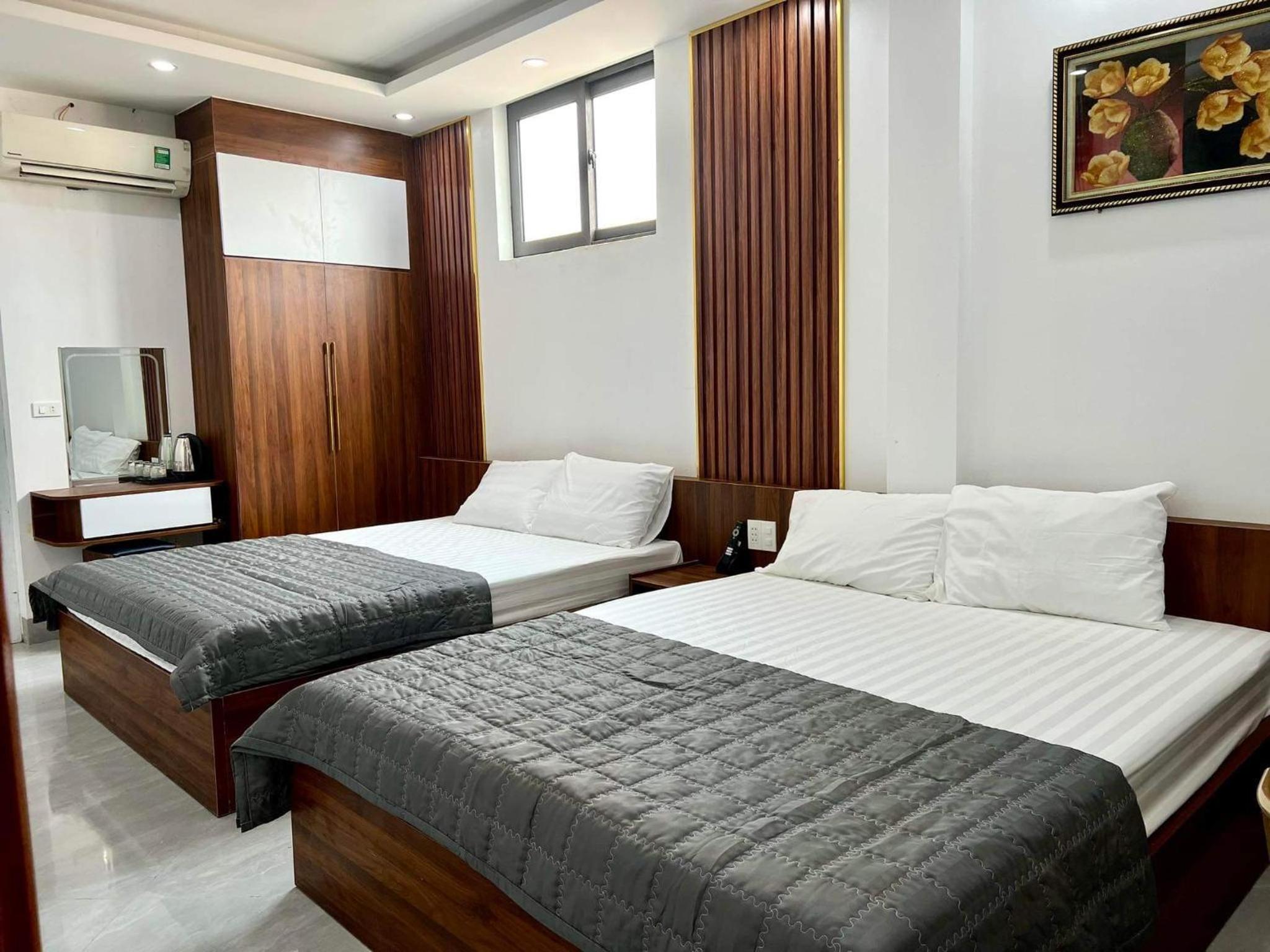 Quadruple Room - Photo 1