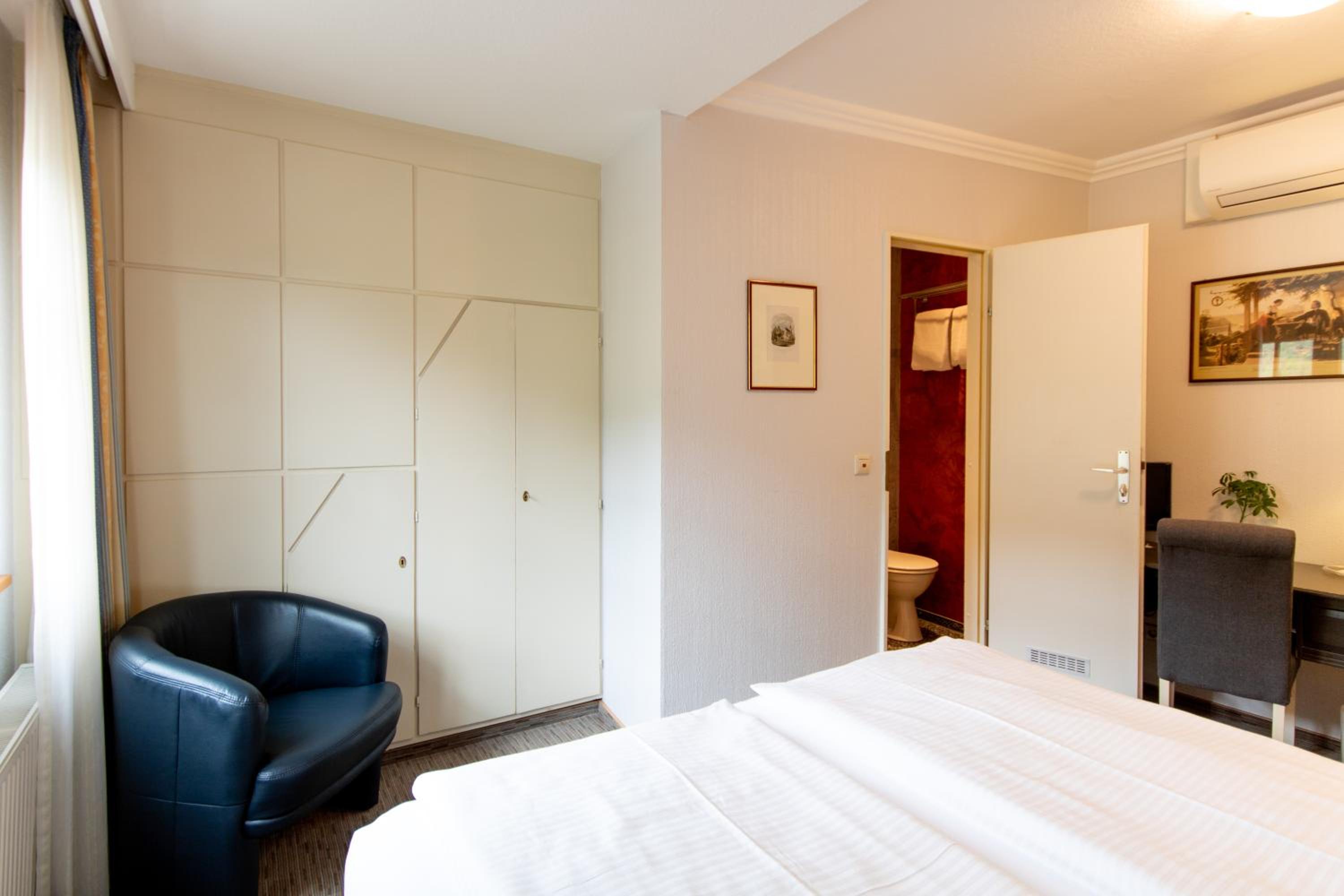 Double Room with River View  - Photo 6