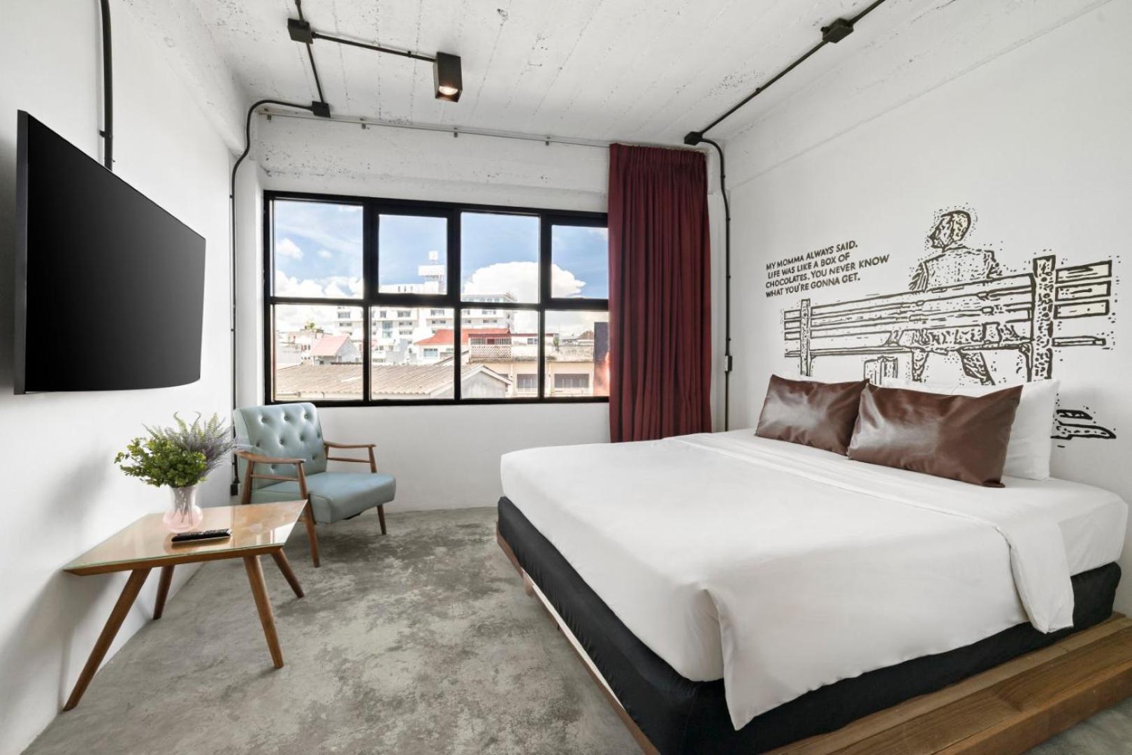 Standard Double Room with City View