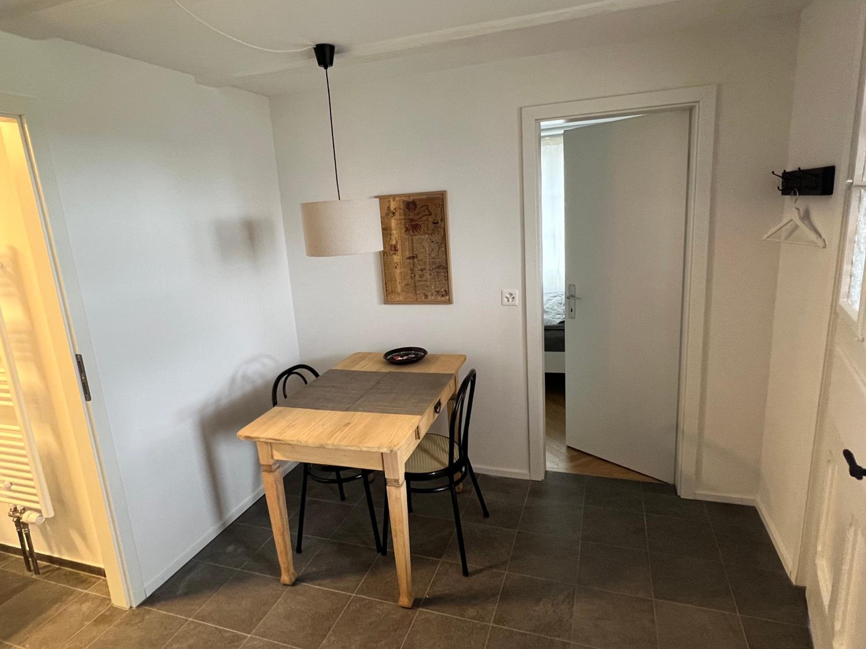 Apartment with Balcony photo 3