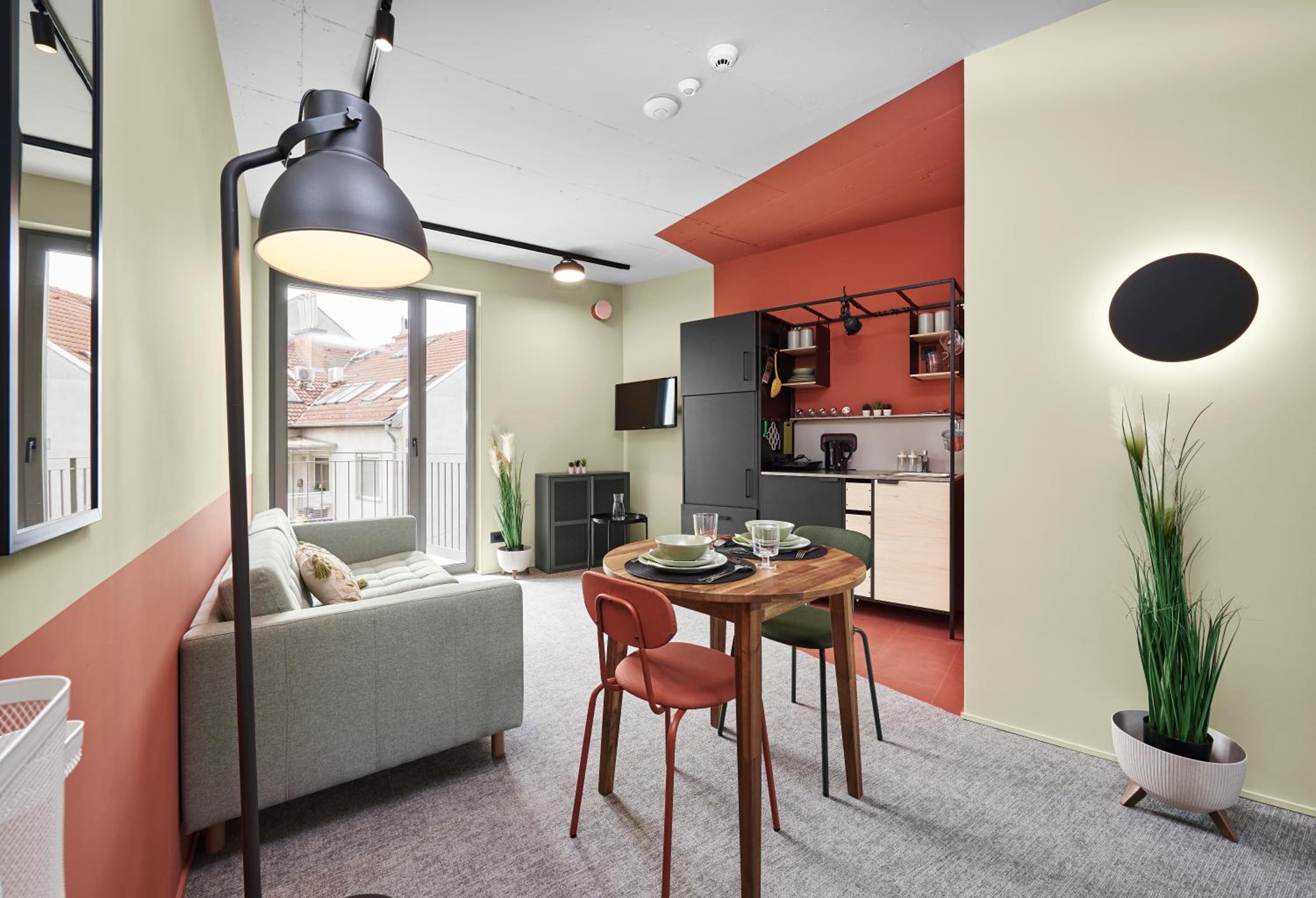 One-Bedroom Apartment