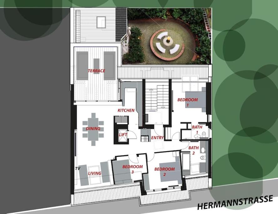 Three-Bedroom Apartment With Balcony photo 1