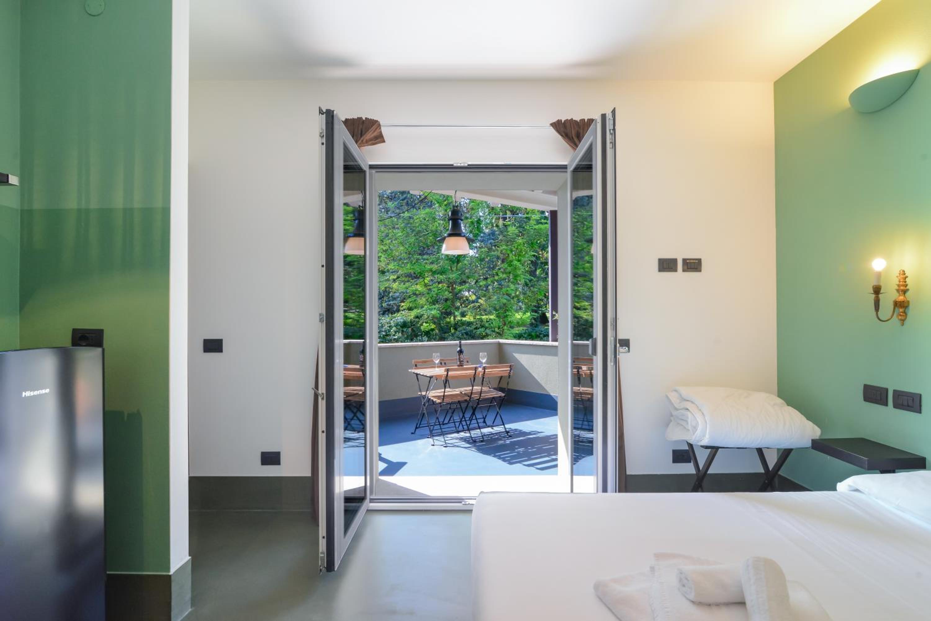 Studio with Terrace