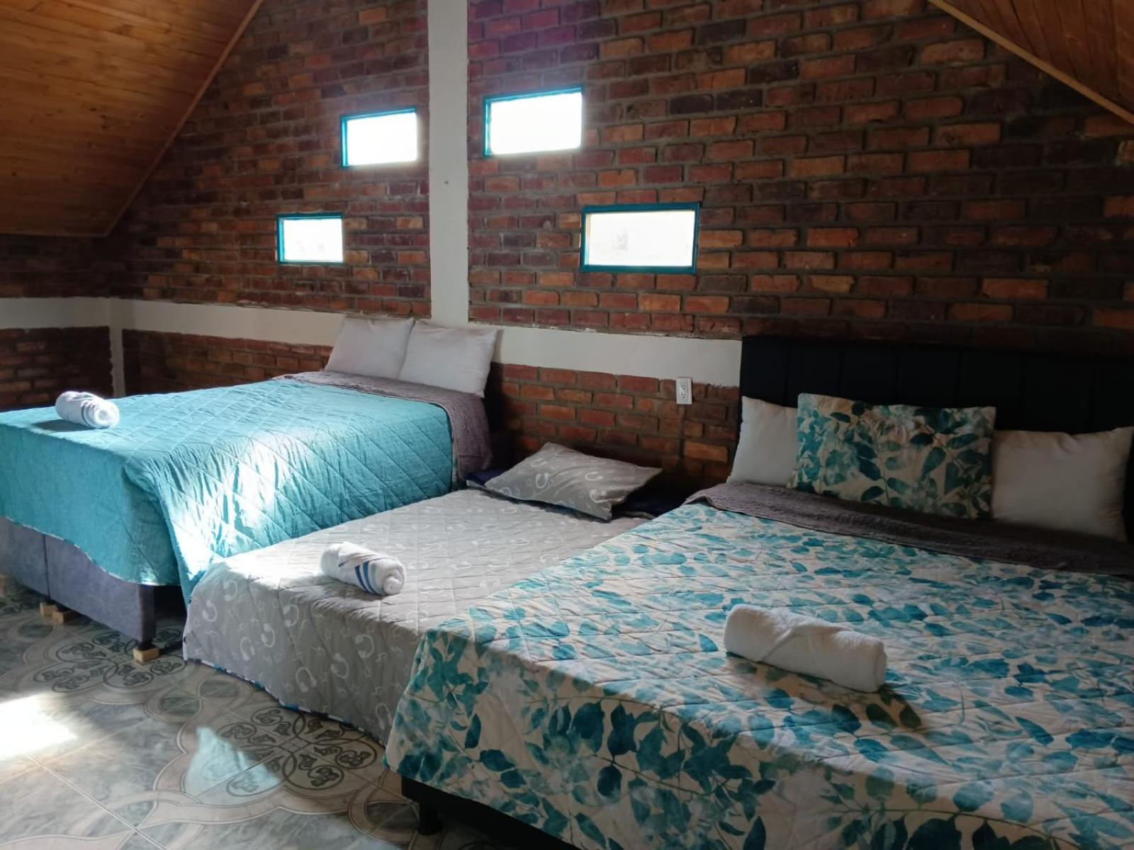 Quadruple Room With Private Bathroom photo 1