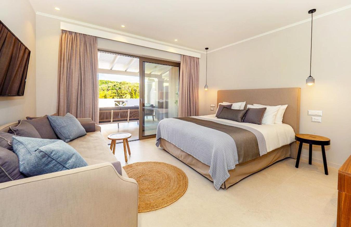 Deluxe Double or Twin Room photo 1