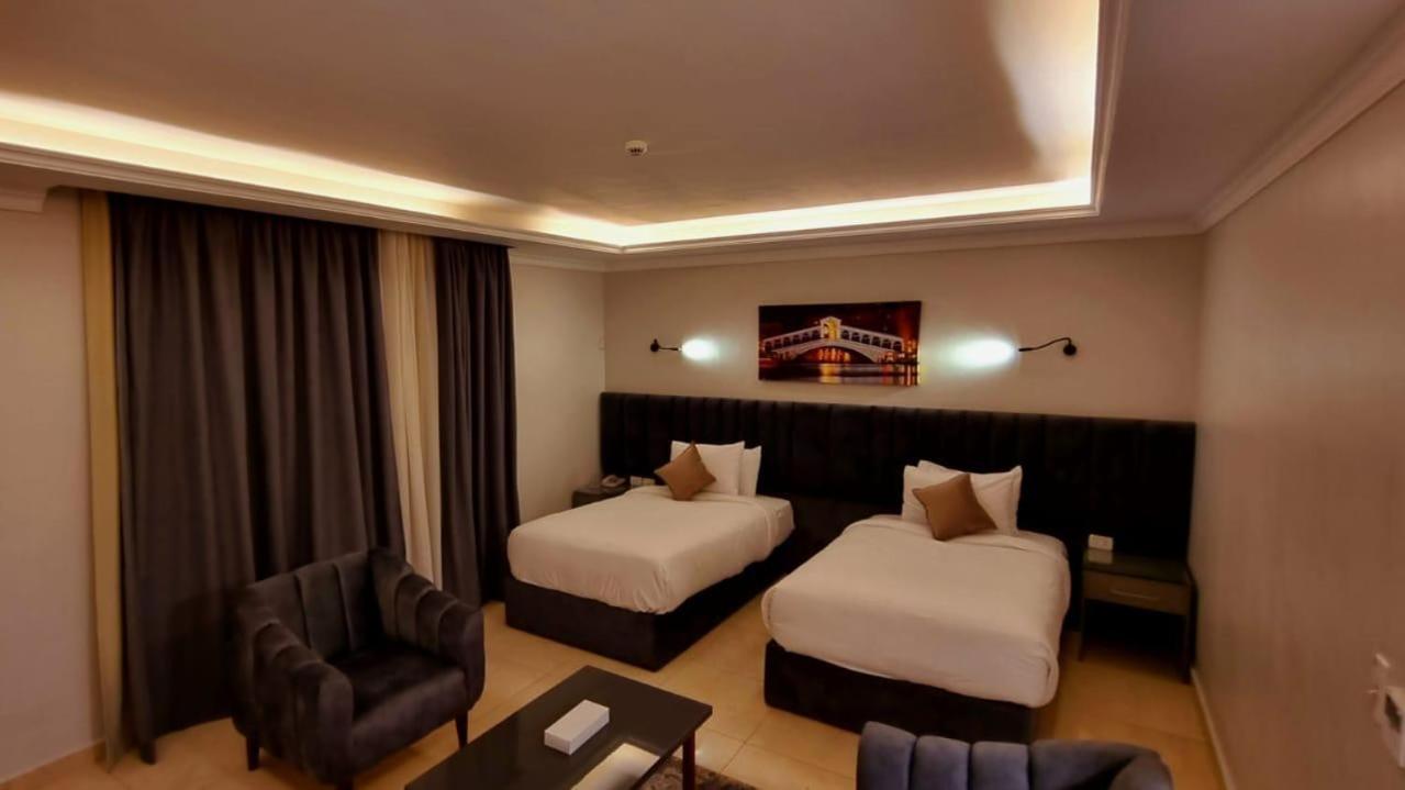 Double Room with Pool View